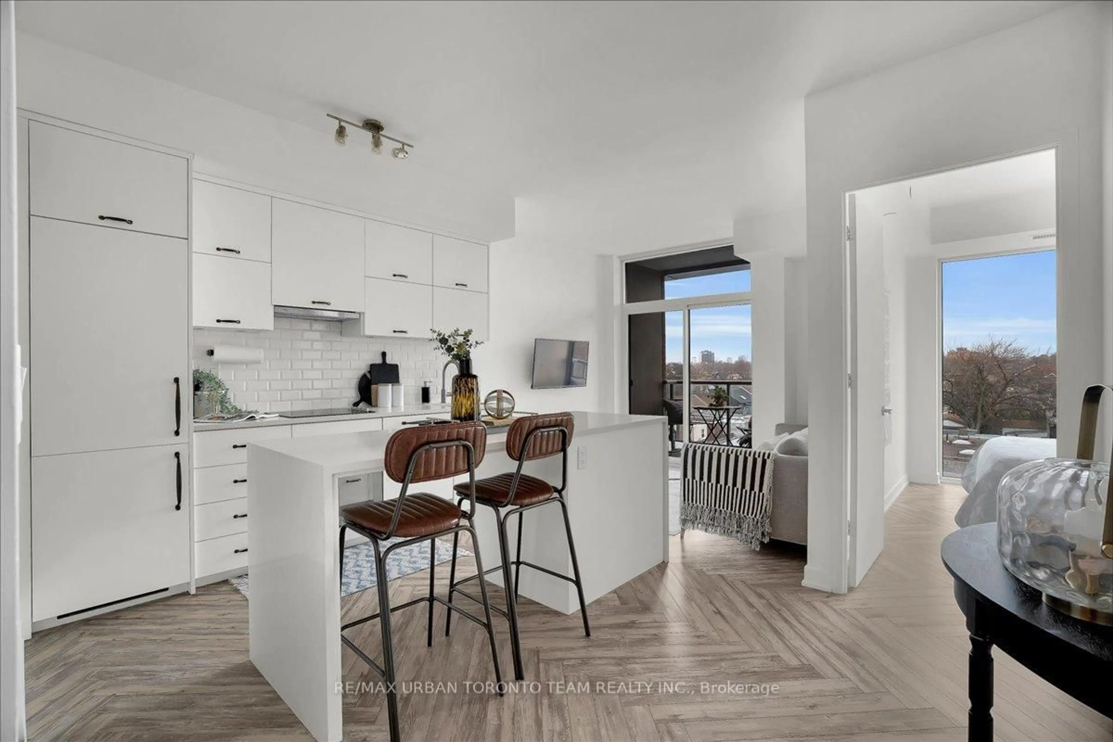 Open concept kitchen, unknown for 106 Dovercourt Rd #511, Toronto Ontario M6J 0G4