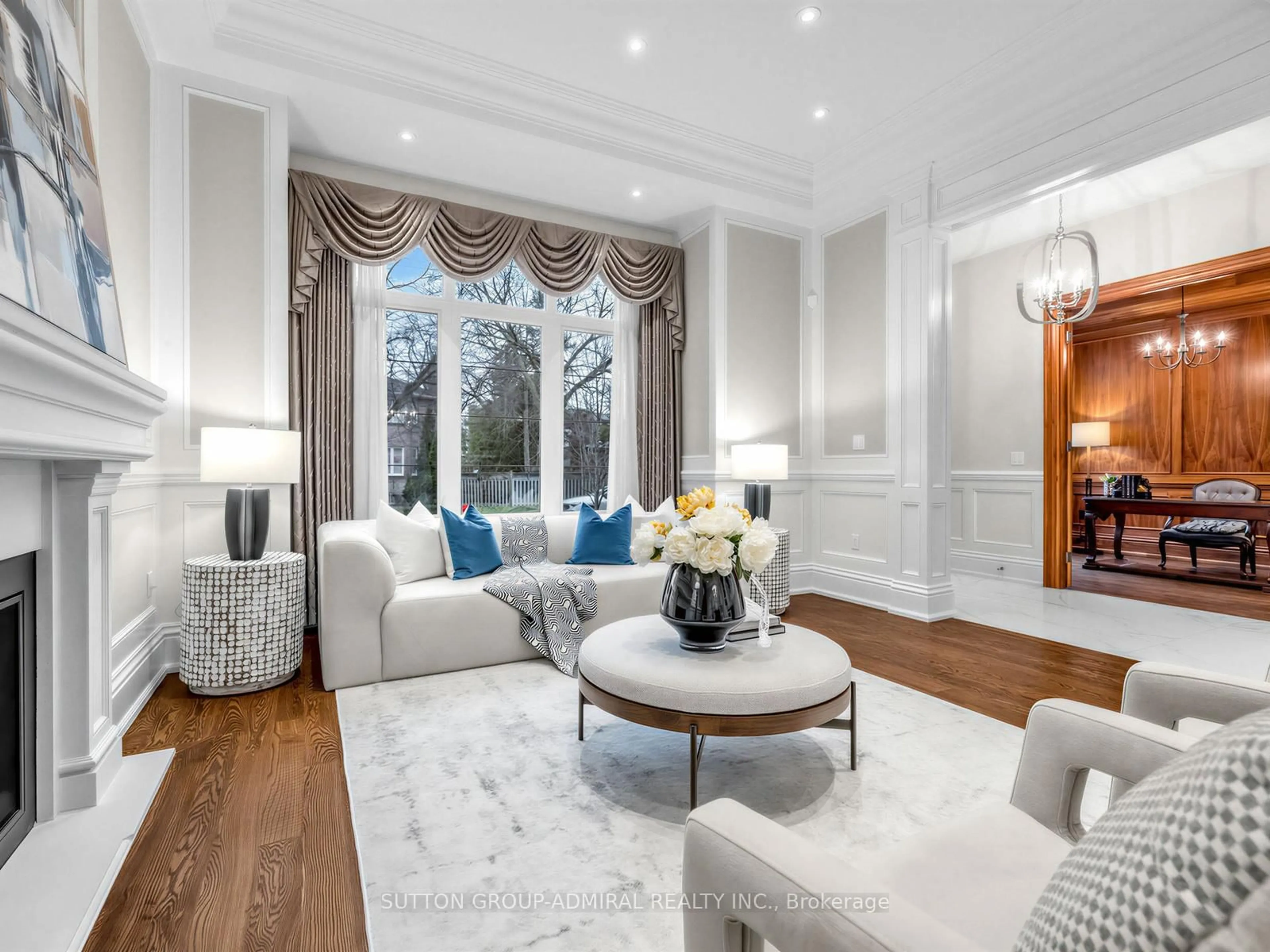 Living room with furniture, unknown for 5 Lloydminster Cres, Toronto Ontario M2M 2R9