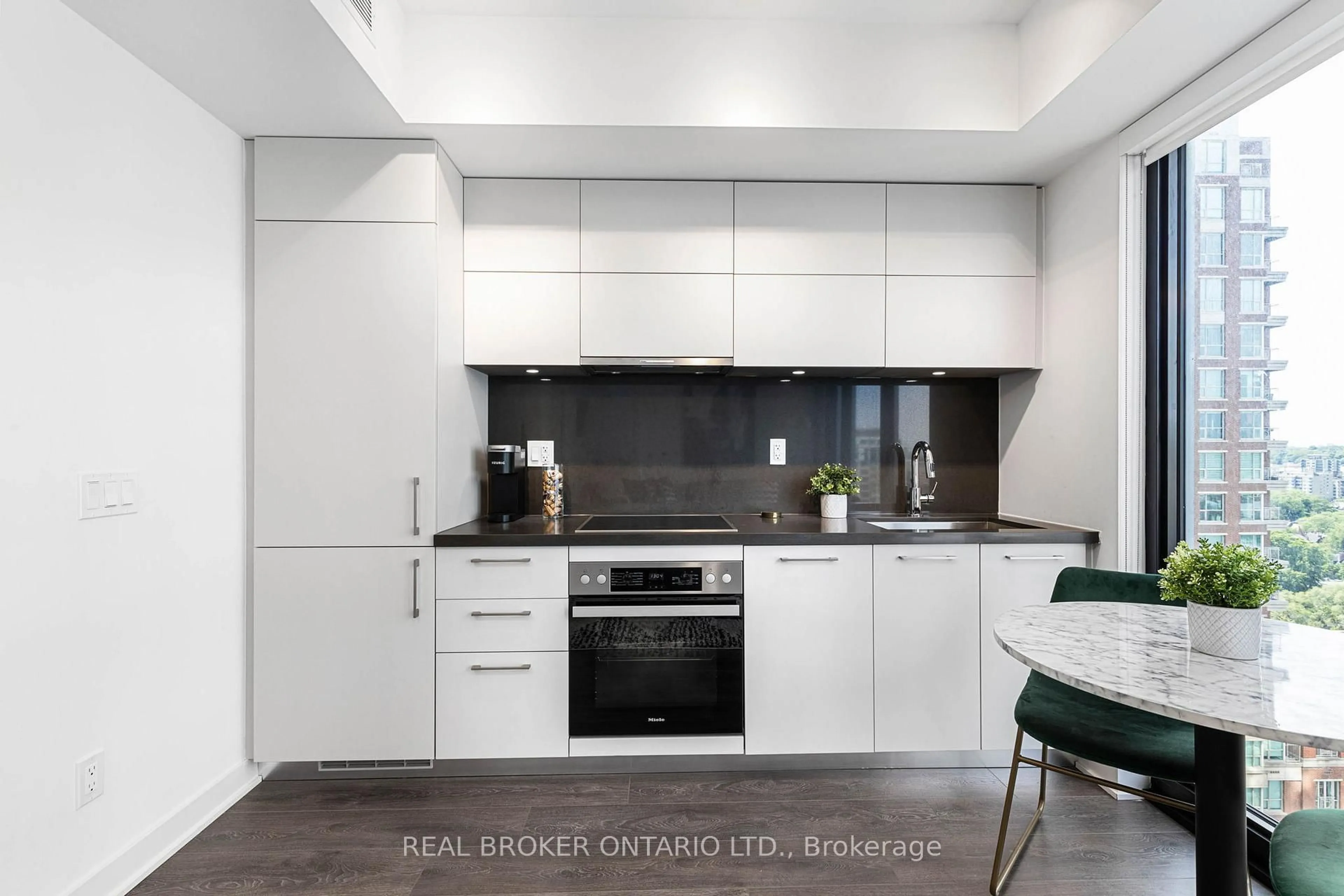 Standard kitchen, unknown for 188 Cumberland St #1913, Toronto Ontario M5R 2G3