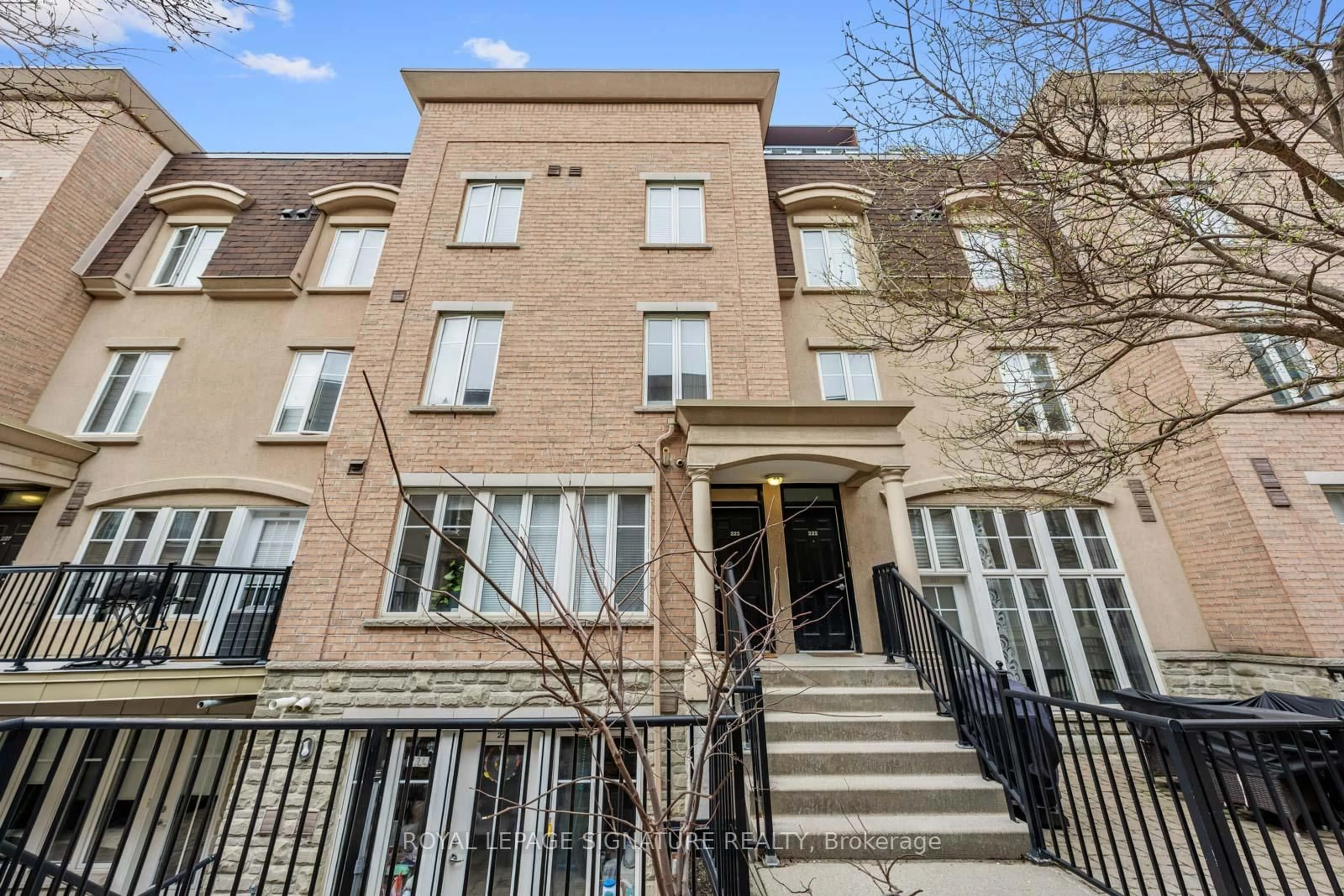 Home with brick exterior material, street for 26 Western Battery Rd #223, Toronto Ontario M6K 3N9
