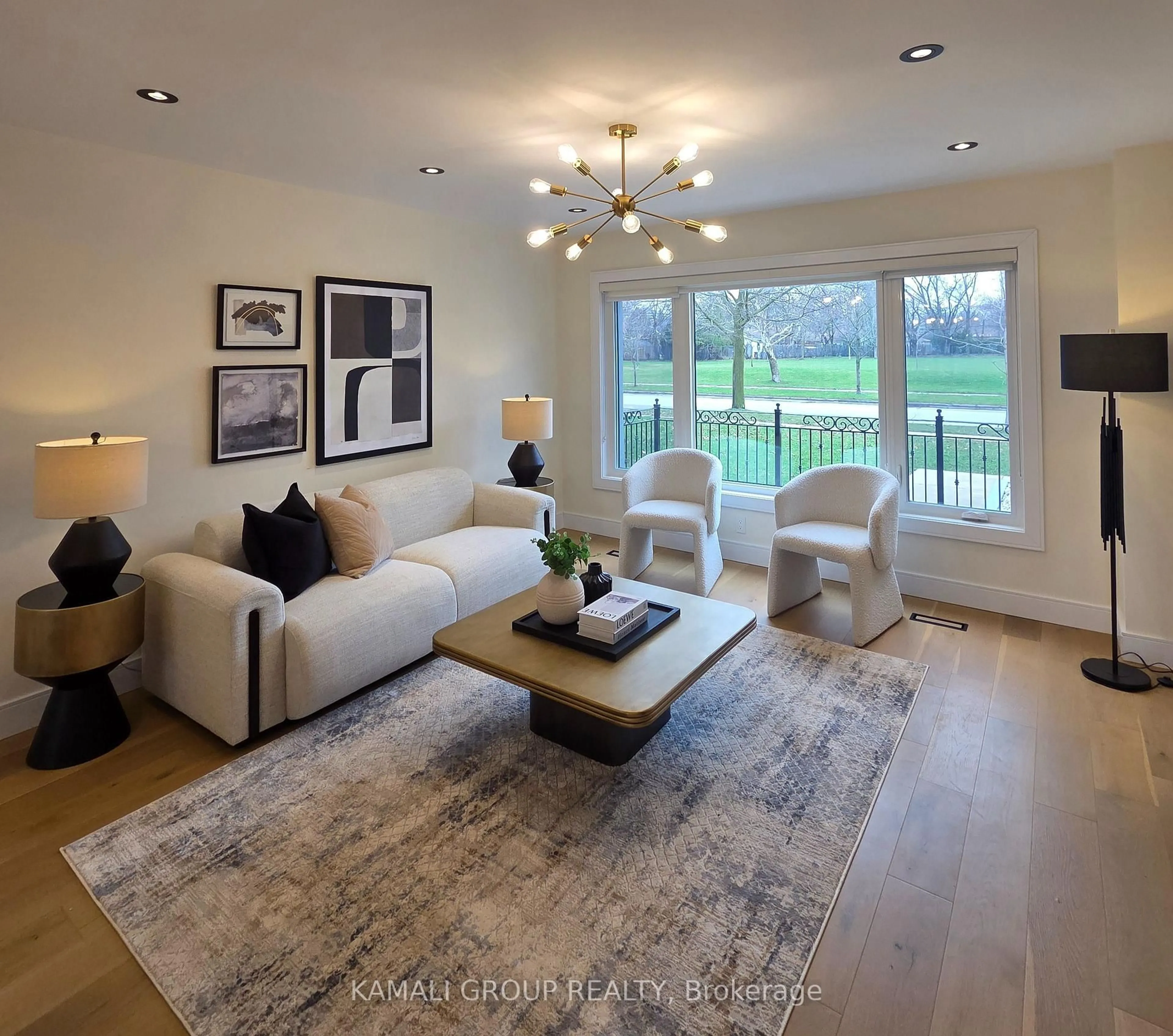 Living room with furniture, unknown for 169 Charlton Blvd, Toronto Ontario M2R 2J2