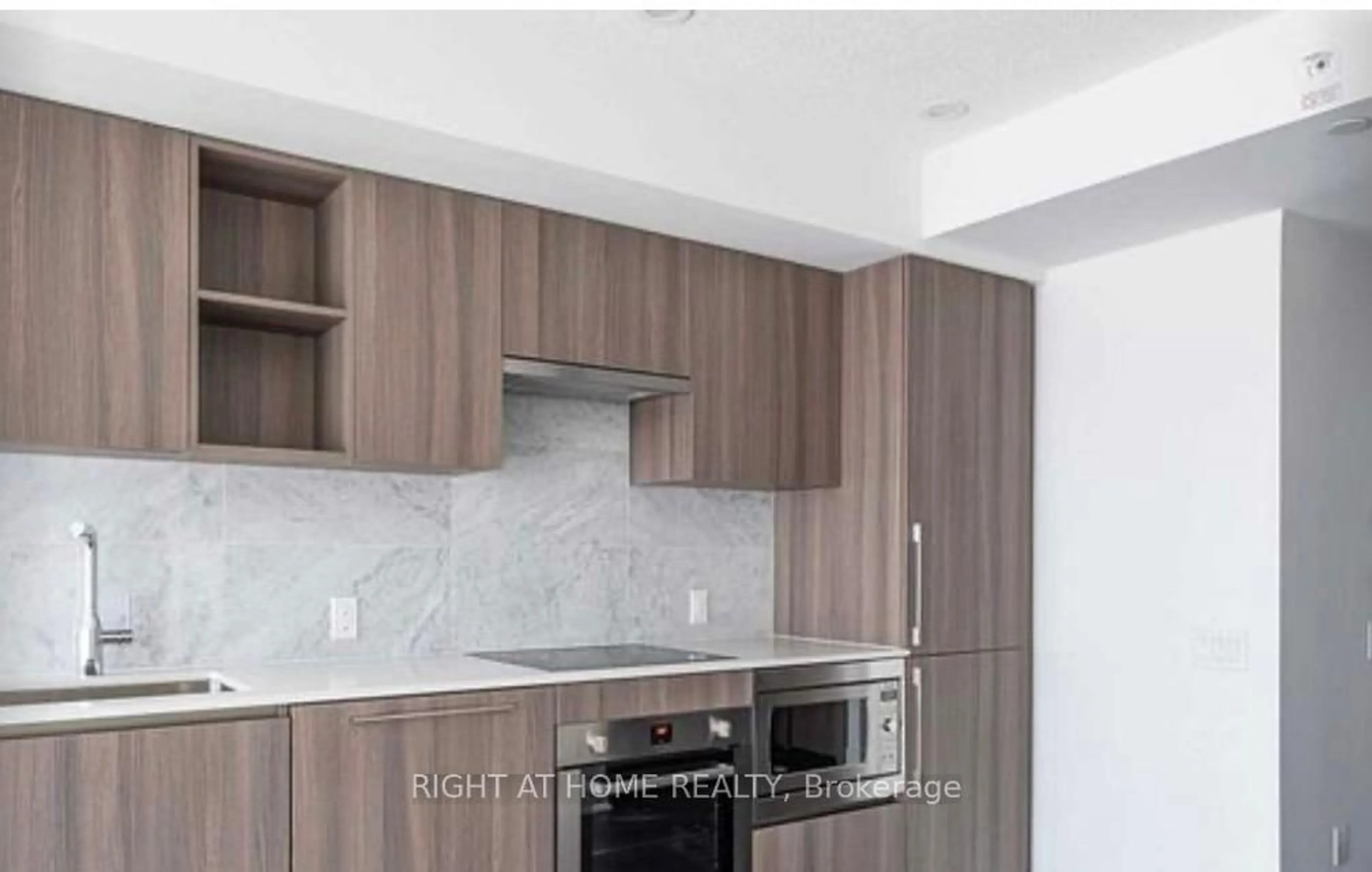 Standard kitchen, unknown for 17 BATHURST St #3205, Toronto Ontario M5V 0N1