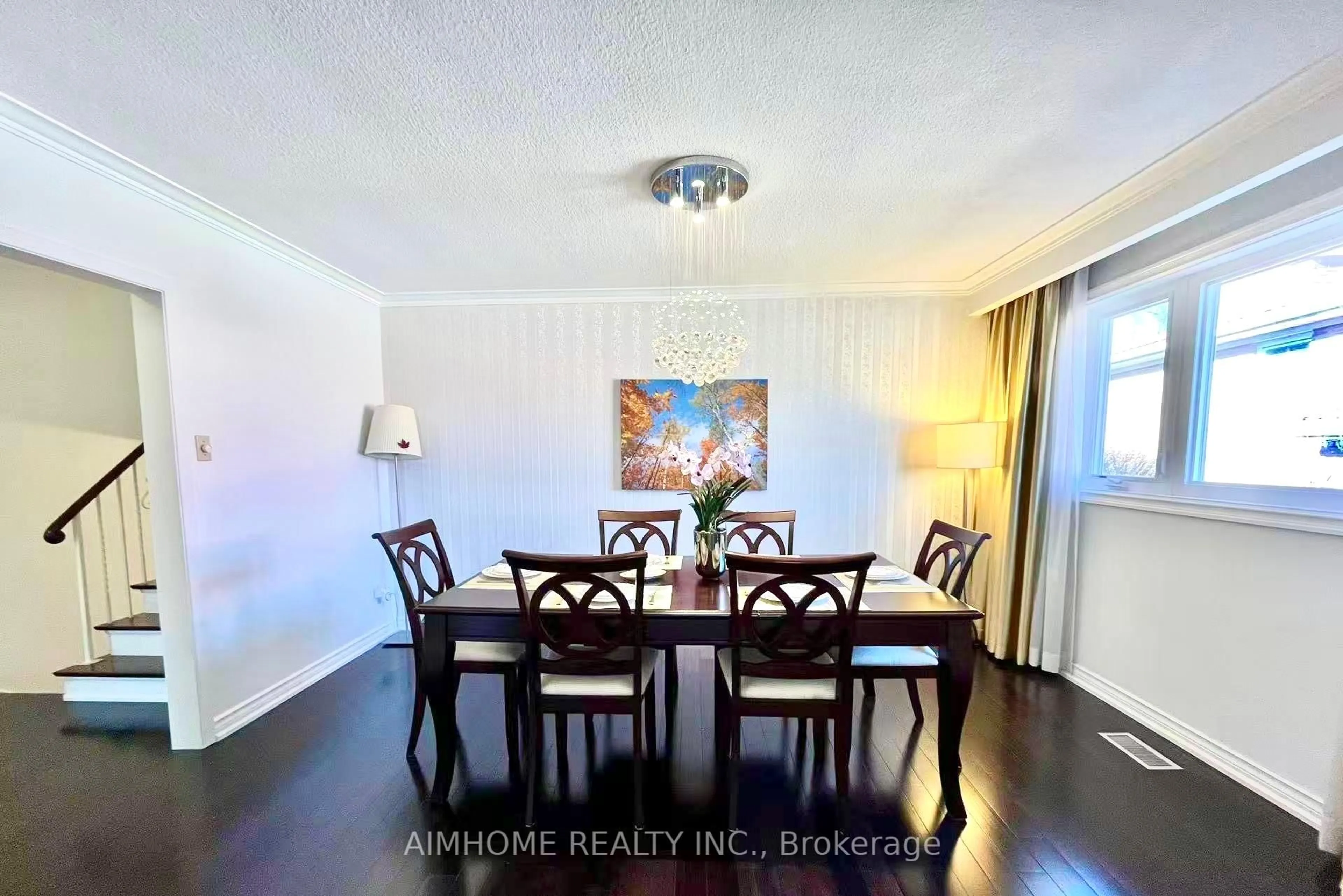 Dining room, wood/laminate floor for 68 Sawley Dr, Toronto Ontario M2K 2J5