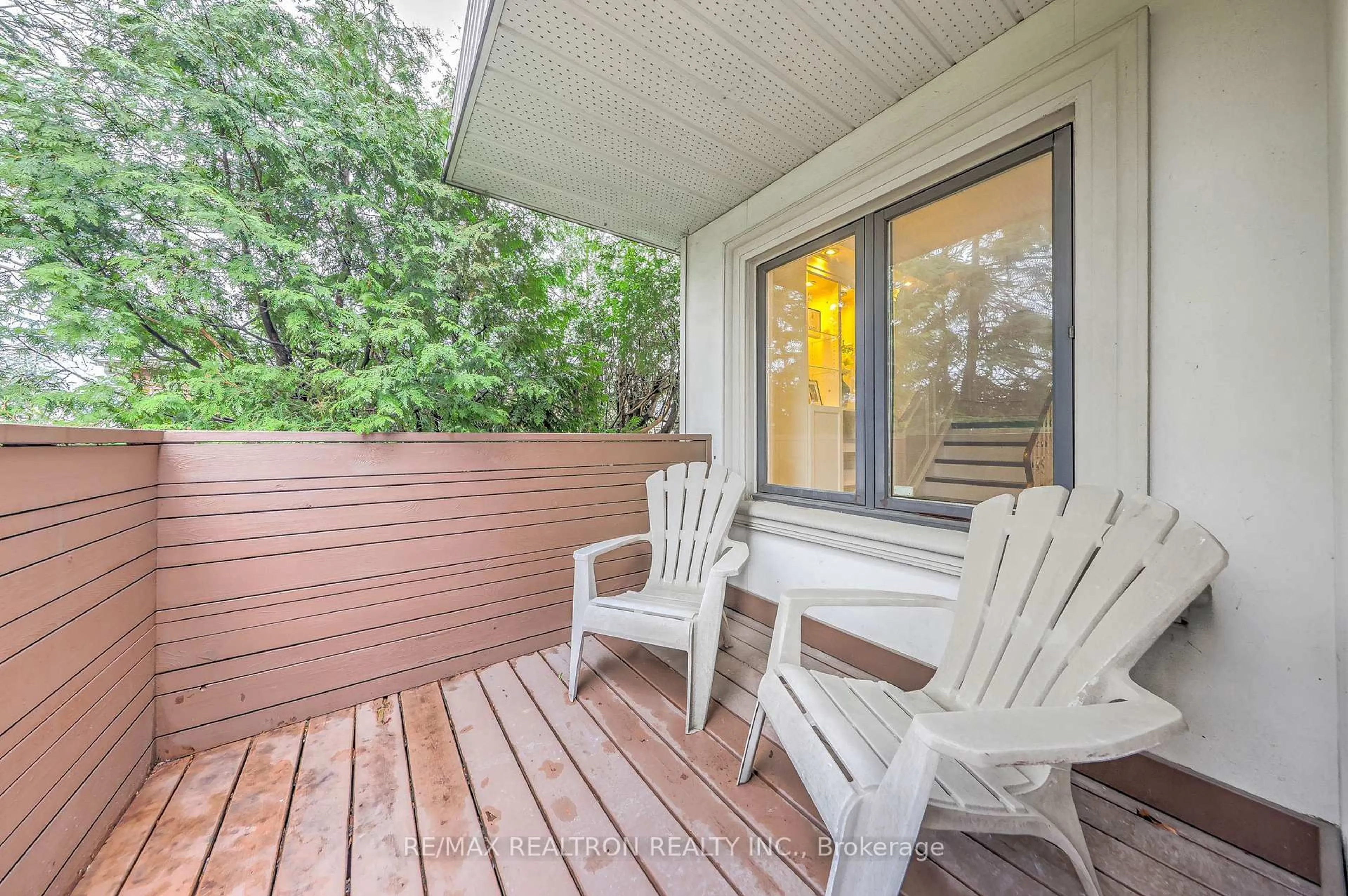 Patio, unknown for 188 Maplehurst Ave, Toronto Ontario M2N 3C2