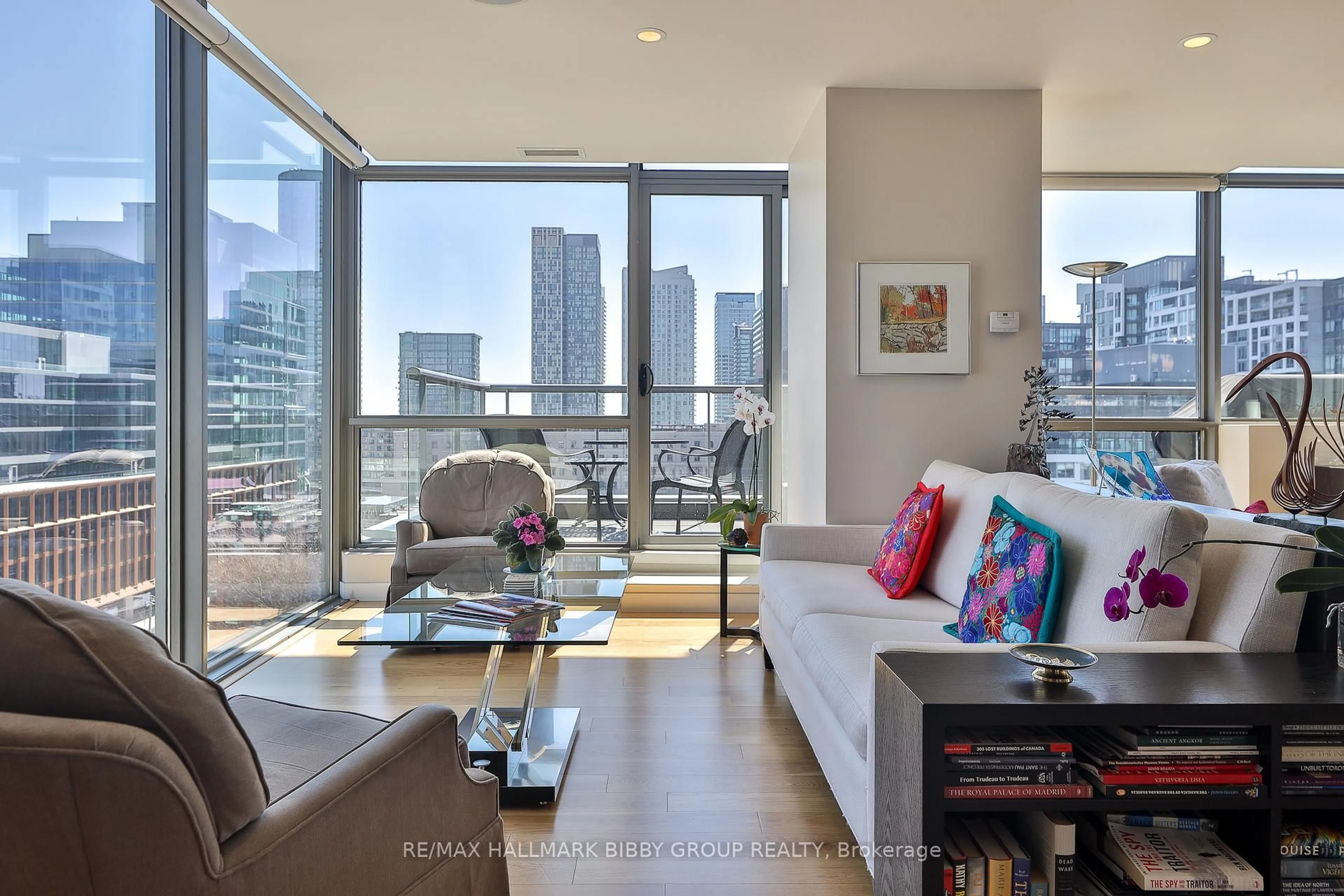 Living room with furniture, unknown for 55 Stewart St #1026, Toronto Ontario M5V 2V1