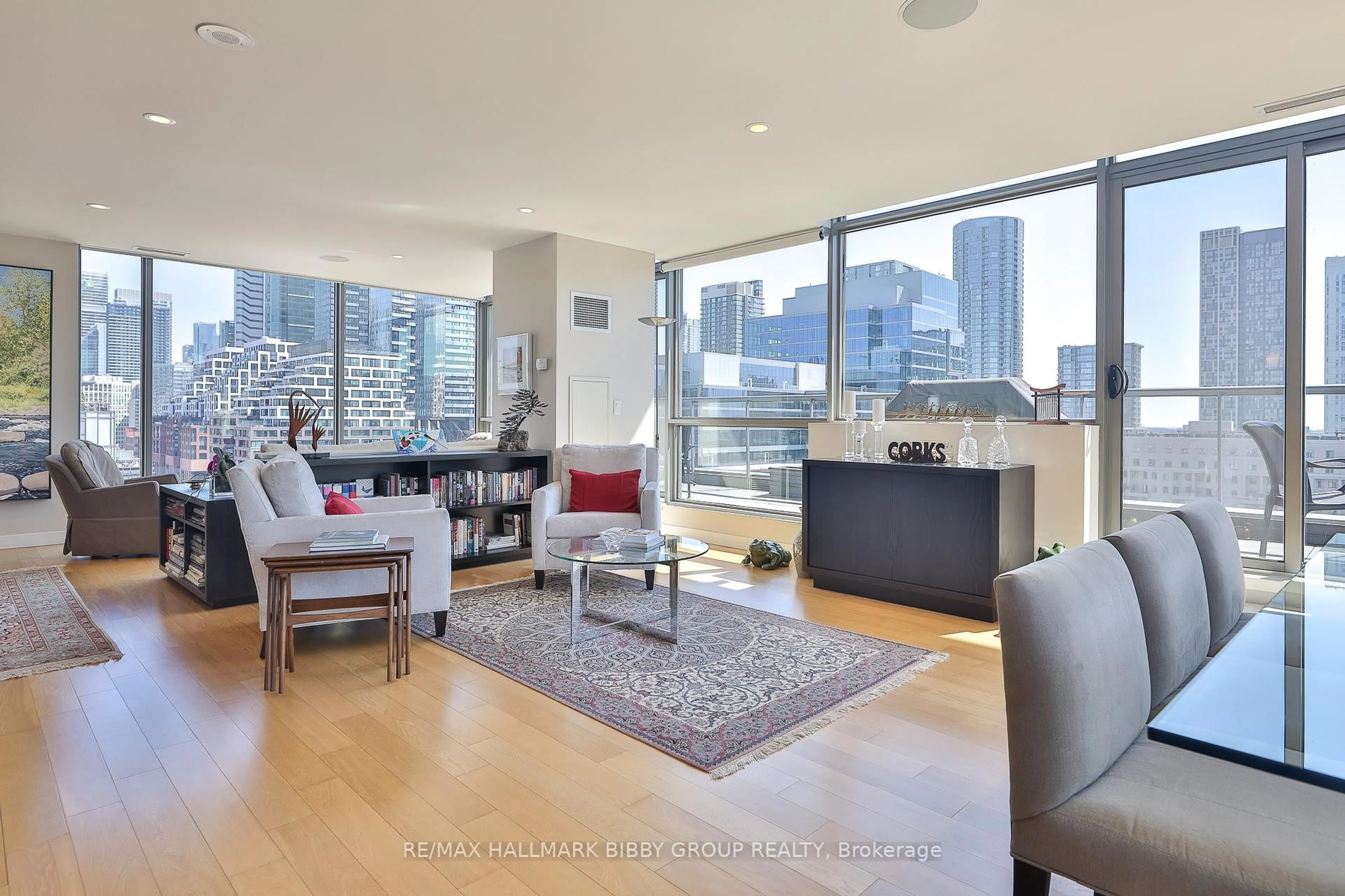 Living room with furniture, unknown for 55 Stewart St #1026, Toronto Ontario M5V 2V1