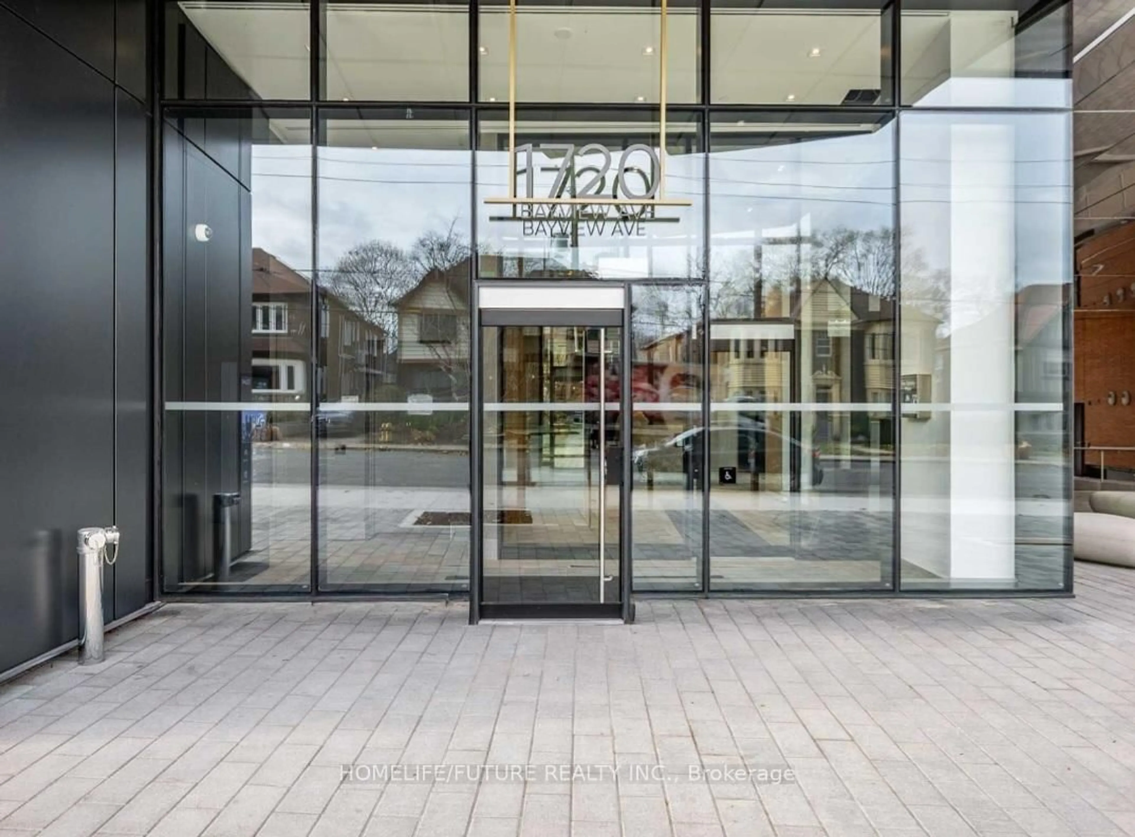 Indoor foyer for 1720 Bayview Ave #430, Toronto Ontario M4G 3C4