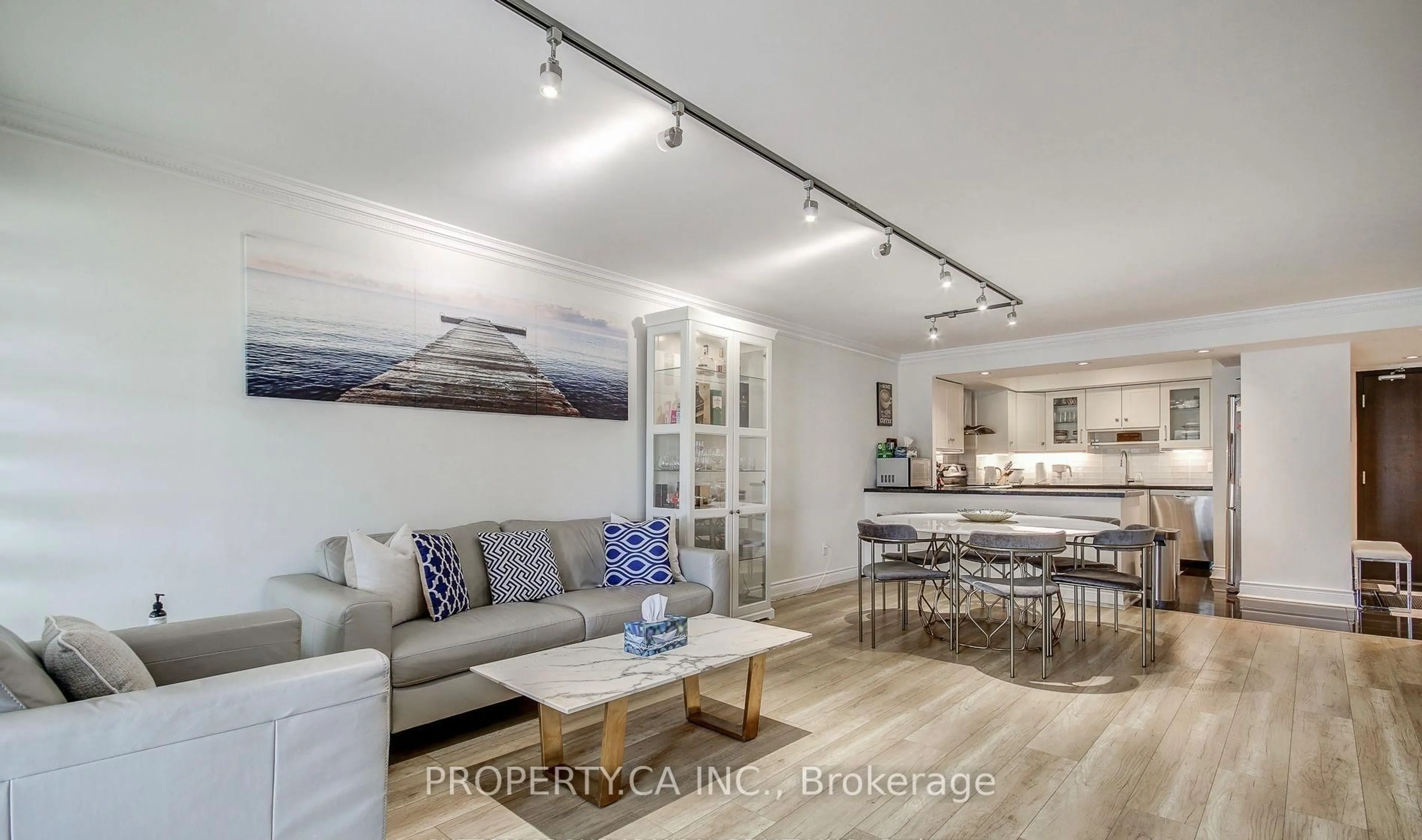 Unknown for 25 The Esplanade #1115, Toronto Ontario M5E 1W5