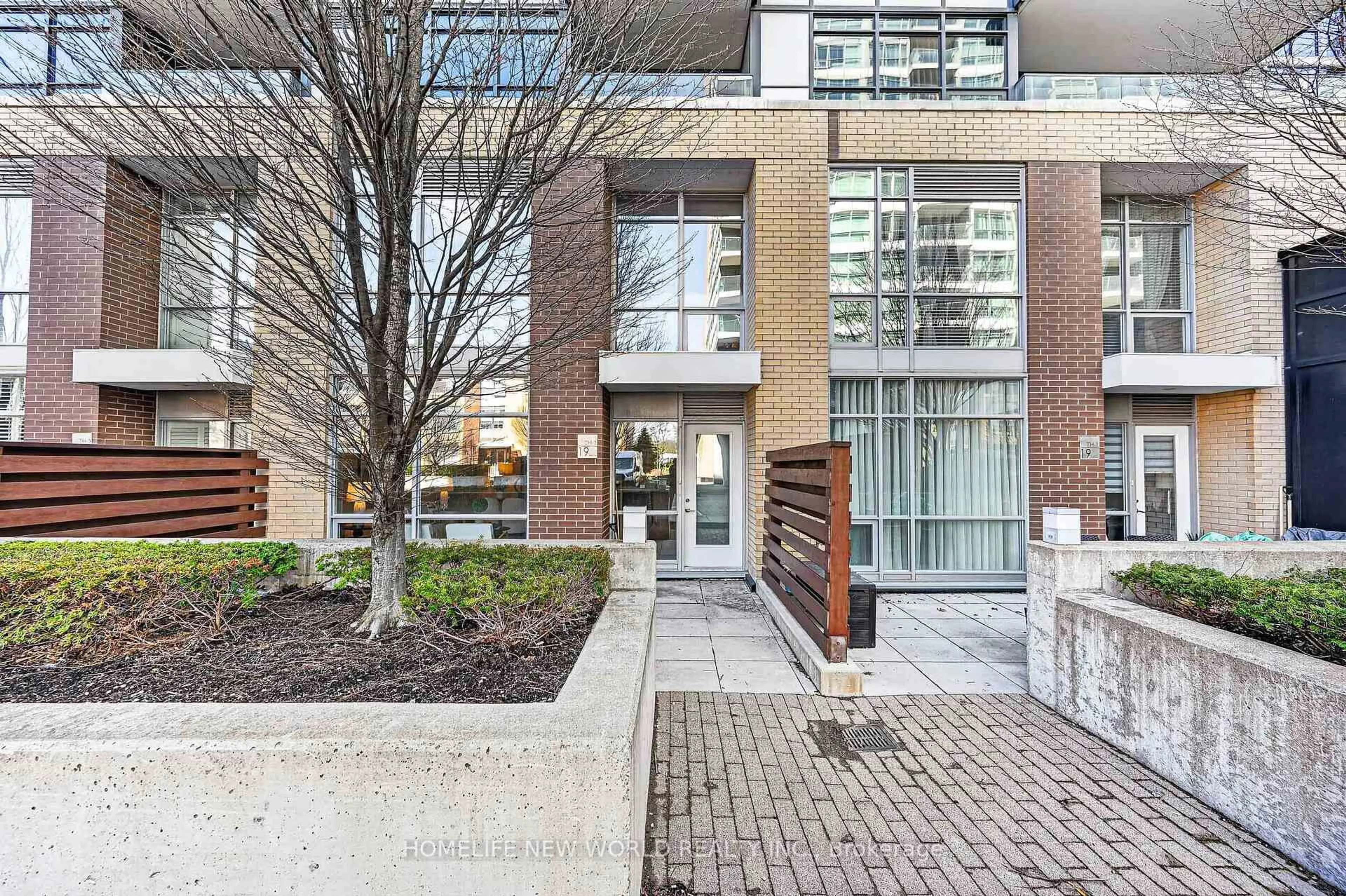 Unknown for 19 Singer Crt #Th2, Toronto Ontario M2K 0B2