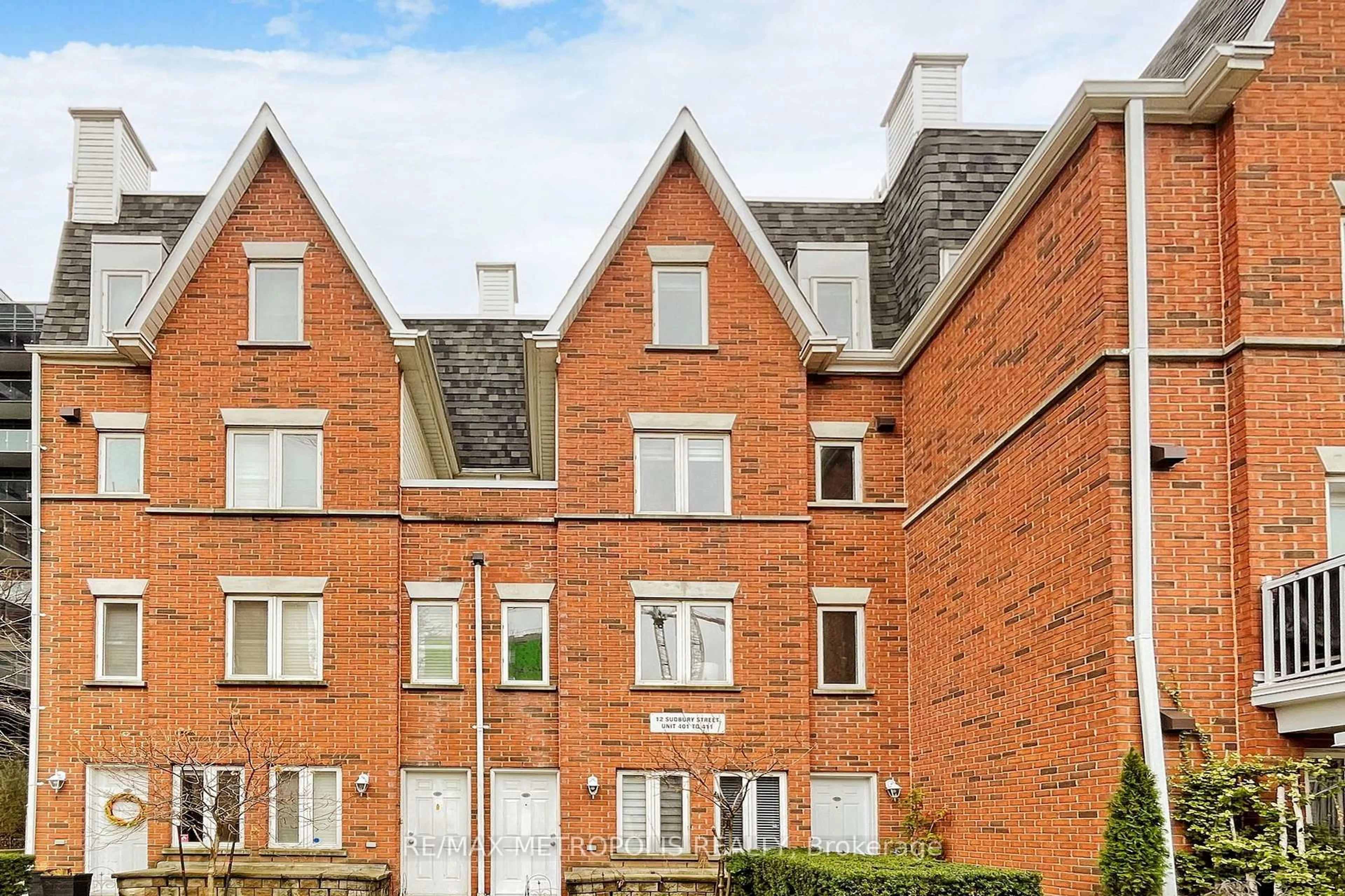 Unknown for 12 Sudbury St #404, Toronto Ontario M6J 3W7