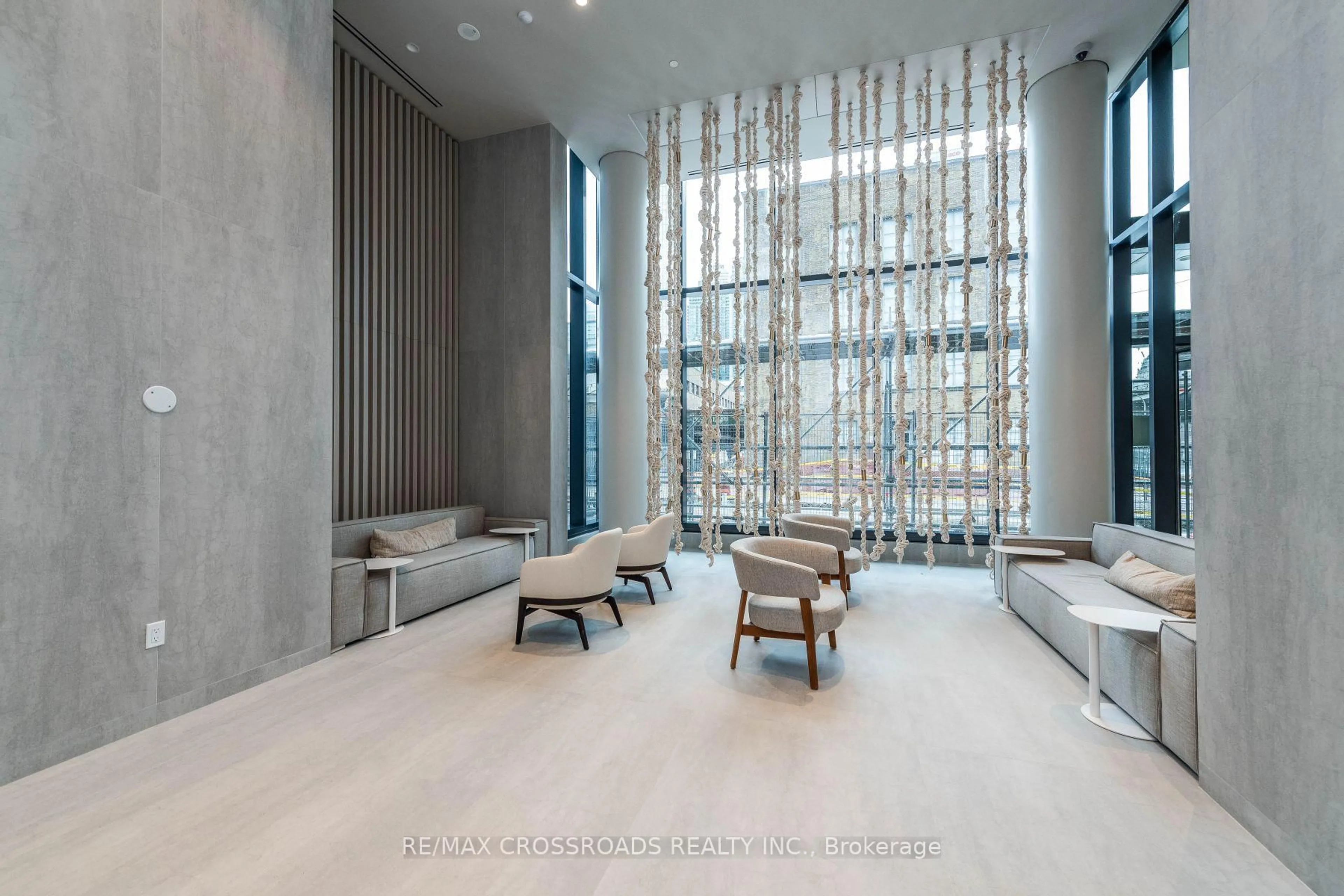 Indoor foyer for 55 Cooper St #2507, Toronto Ontario M5E 0G1