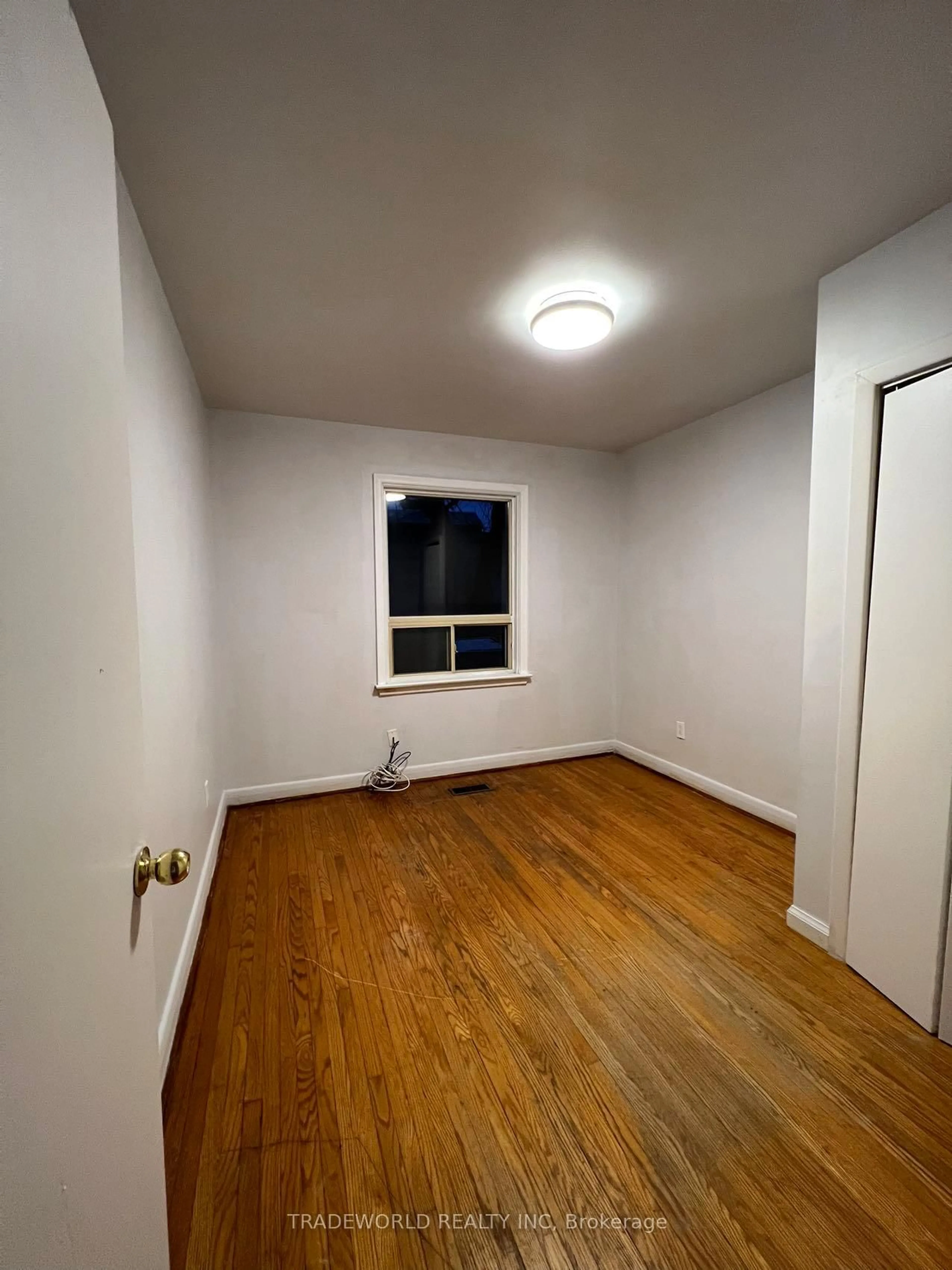 A pic of a room for 25 Linelle St, Toronto Ontario M2N 2J4