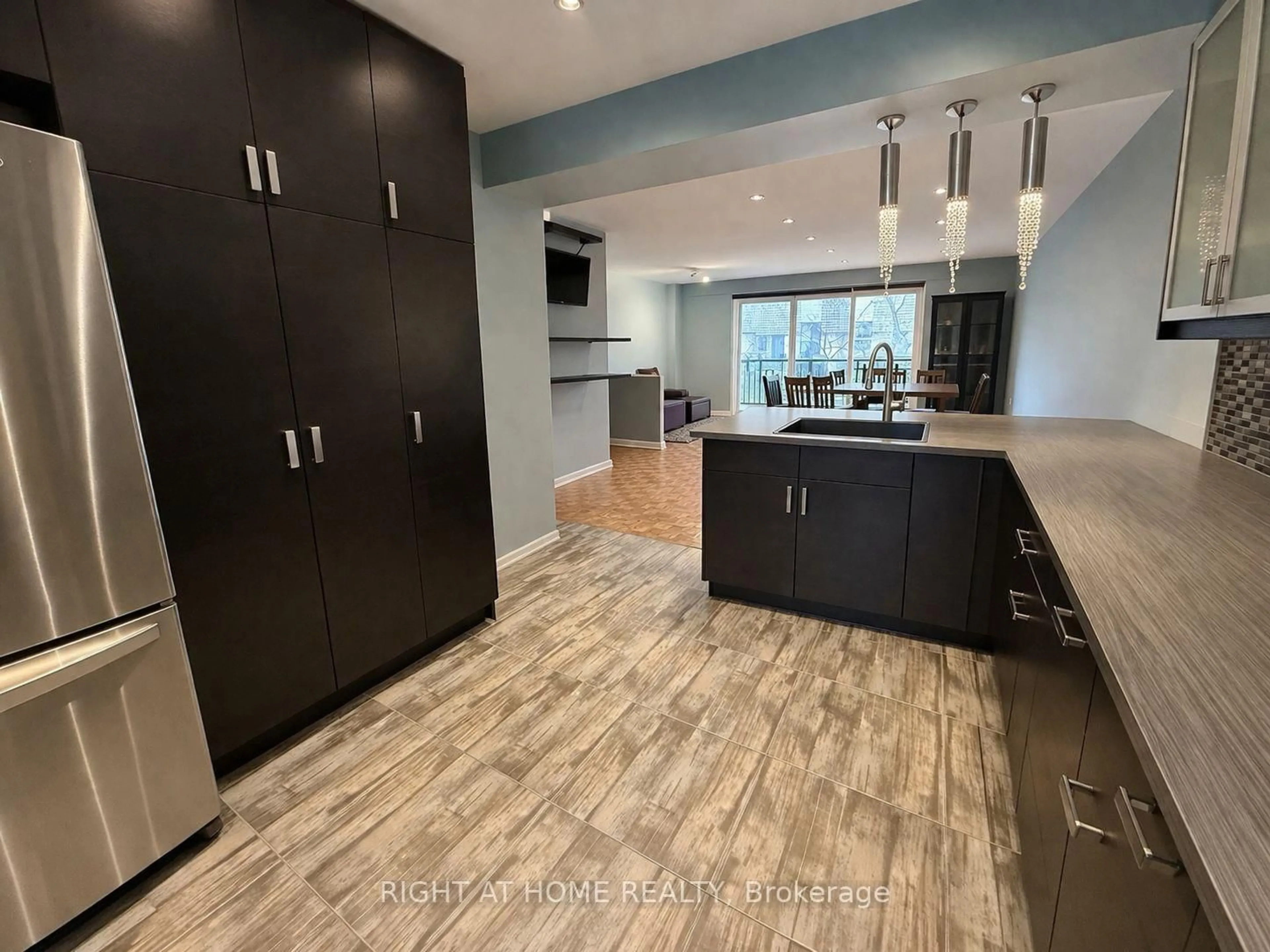 Open concept kitchen, unknown for 6 Glade Carse Way #22, Toronto Ontario M2R 3H1