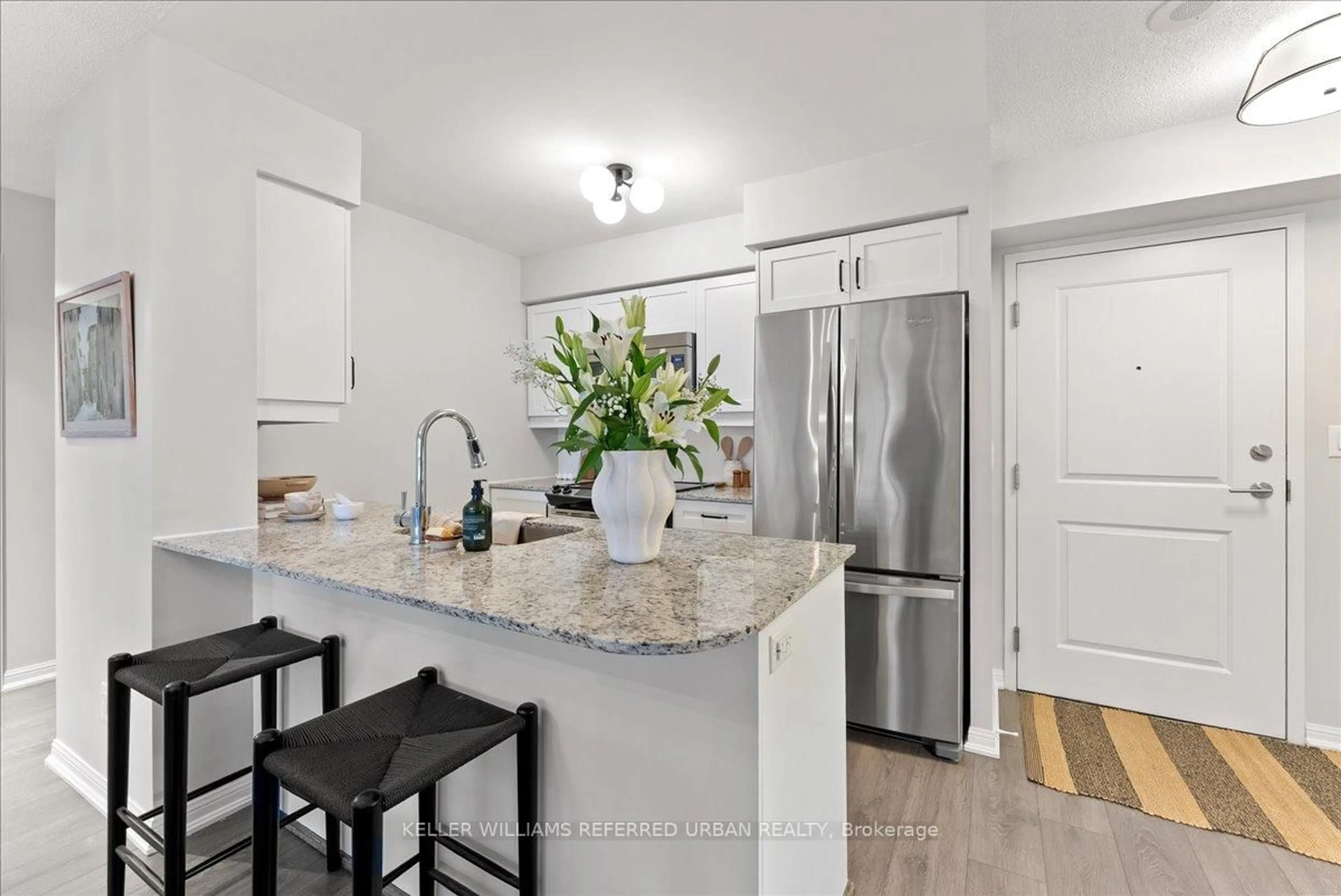 Open concept kitchen, unknown for 35 Bastion St #1010, Toronto Ontario M5V 0C1