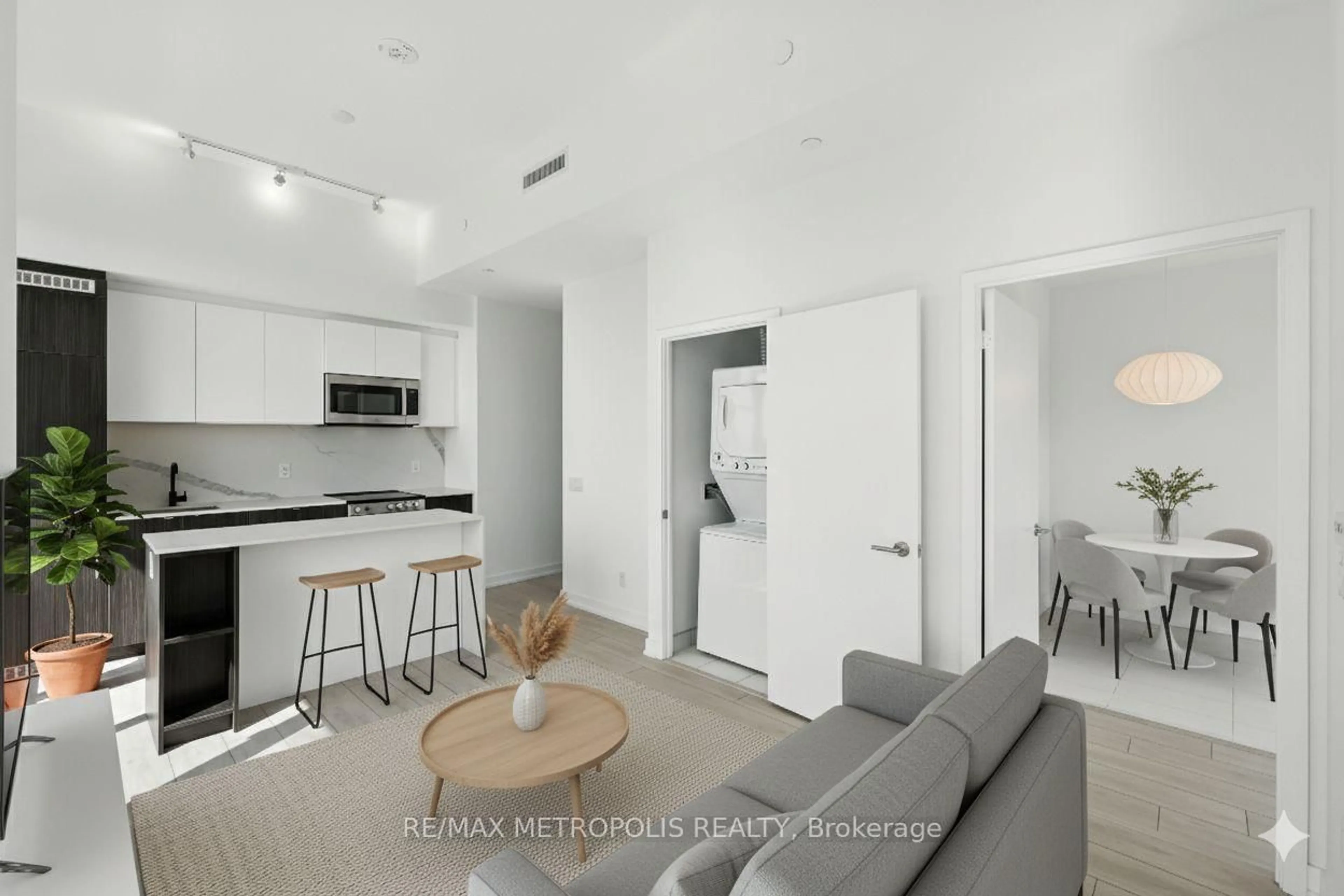 Unknown for 500 Dupont St #815, Toronto Ontario M6G 0B8