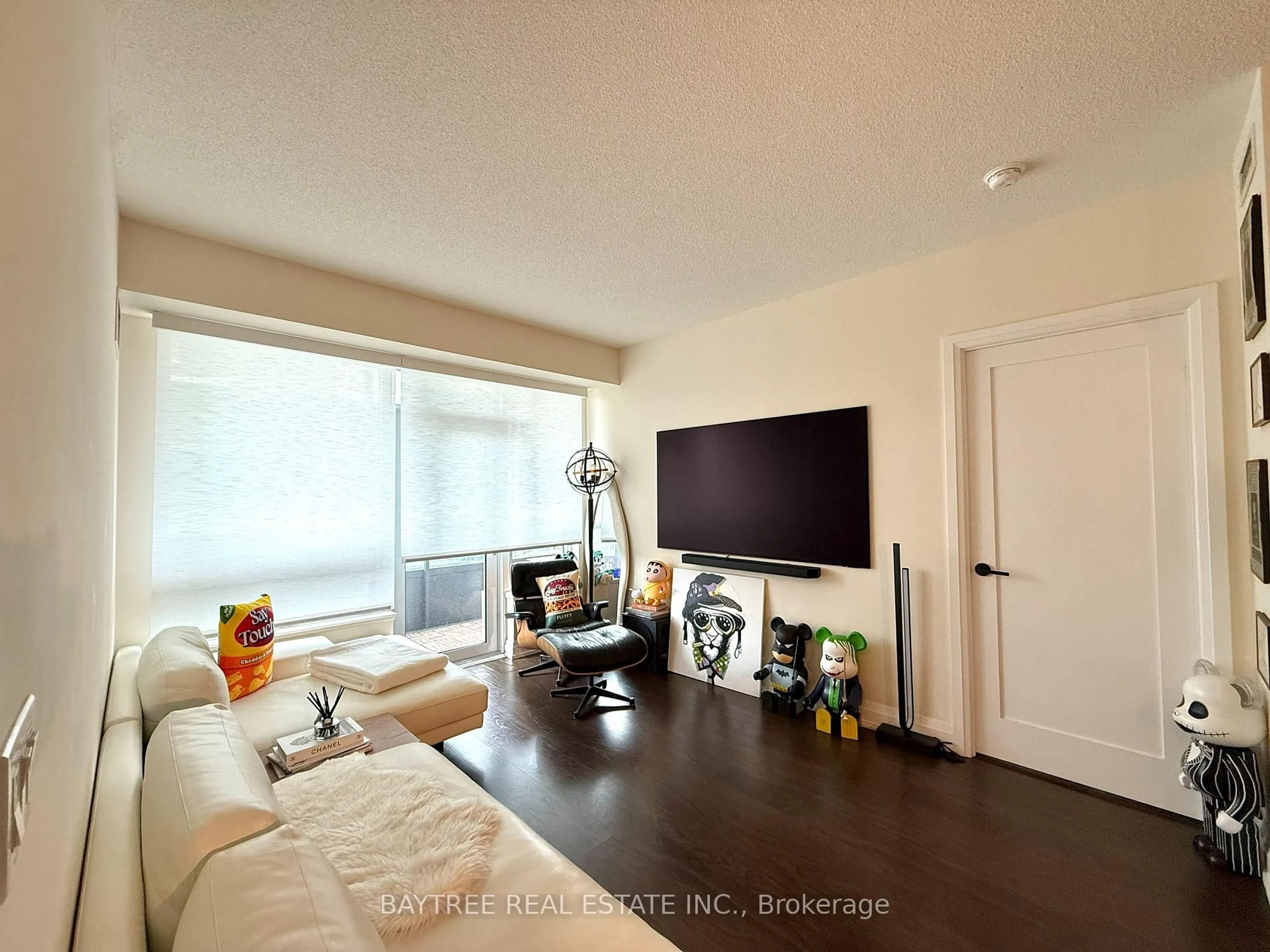A pic of a room for 2 Anndale Dr #311, Toronto Ontario M2N 0G5