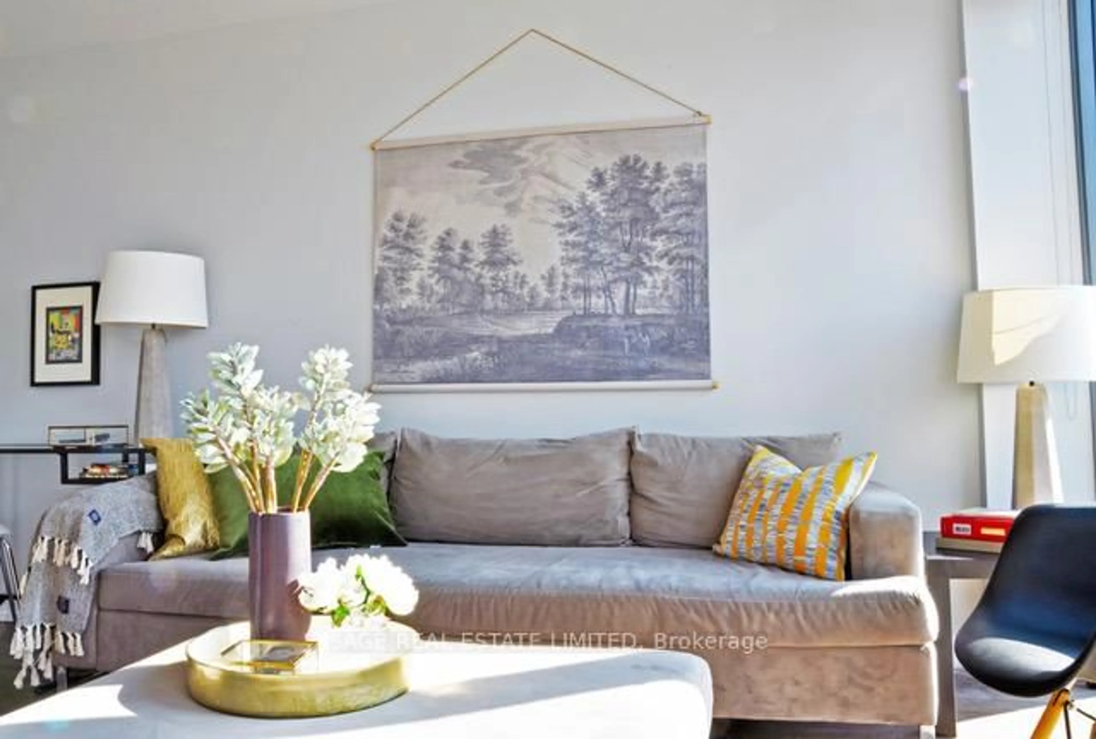 Living room with furniture, unknown for 95 Bathurst St #1406, Toronto Ontario M5V 0H7