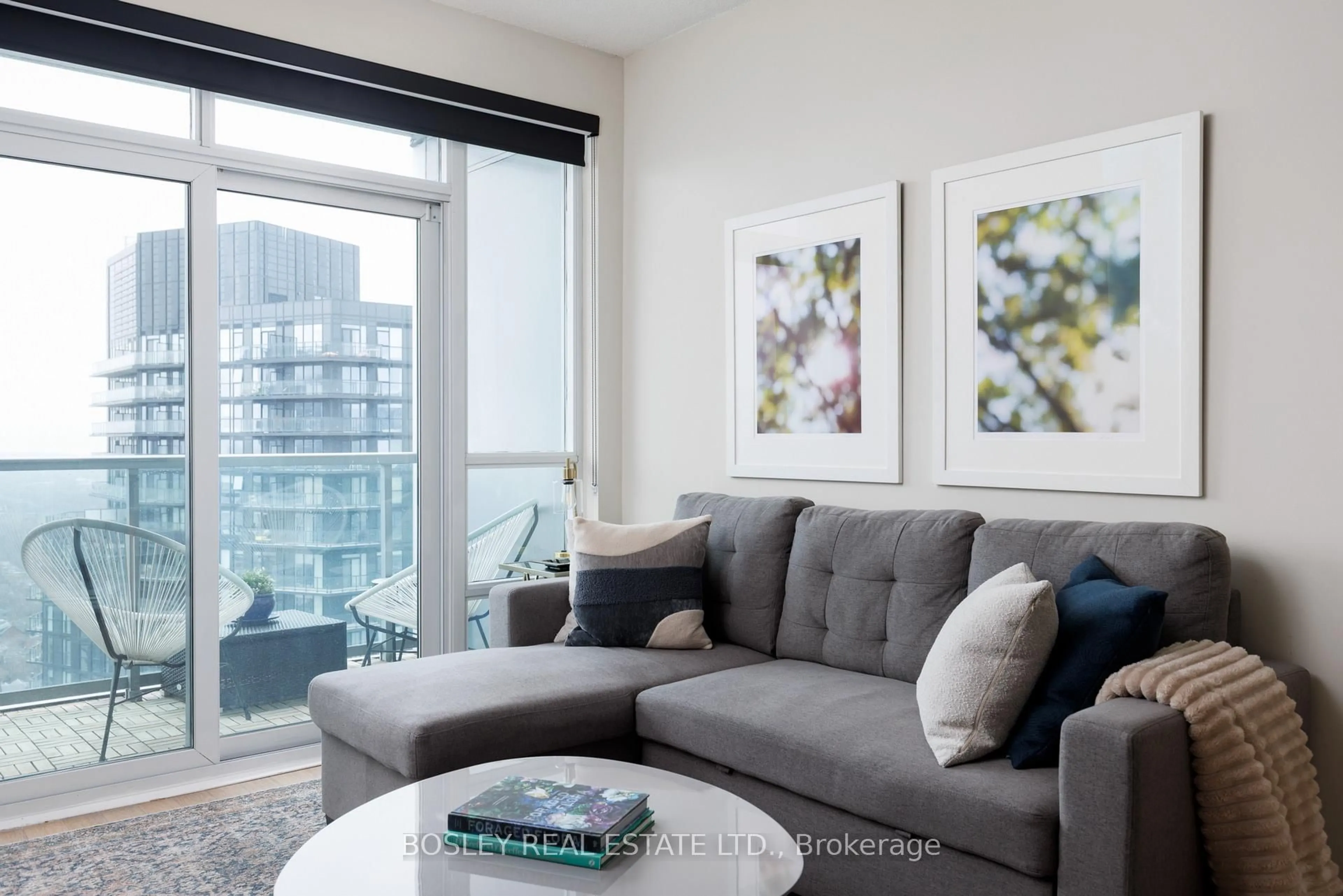 Living room with furniture, unknown for 120 Homewood Ave #3506, Toronto Ontario M4Y 2J3