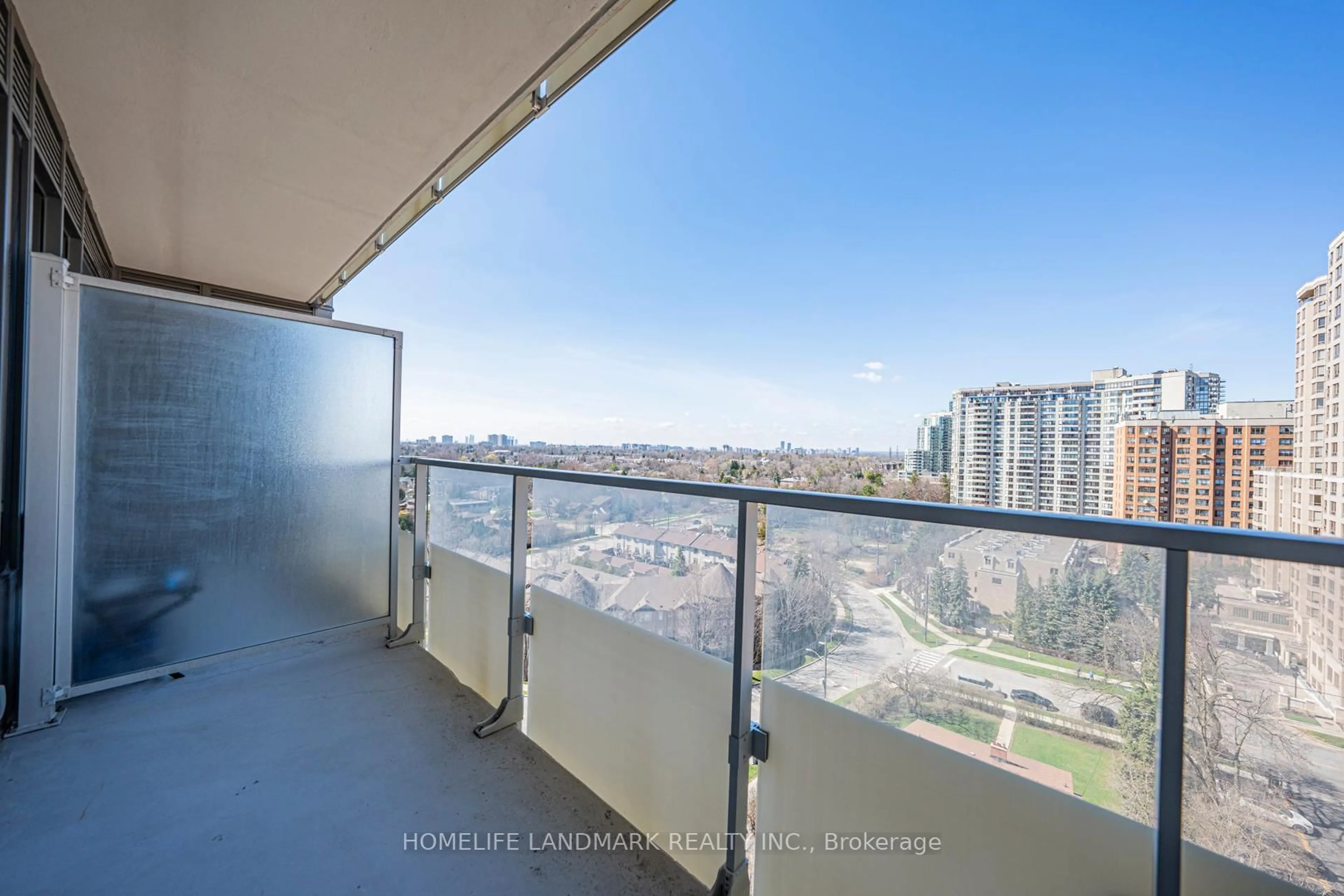 Balcony in the apartment, city buildings view from balcony for 75 Canterbury Pl #1515, Toronto Ontario M2N 0H8