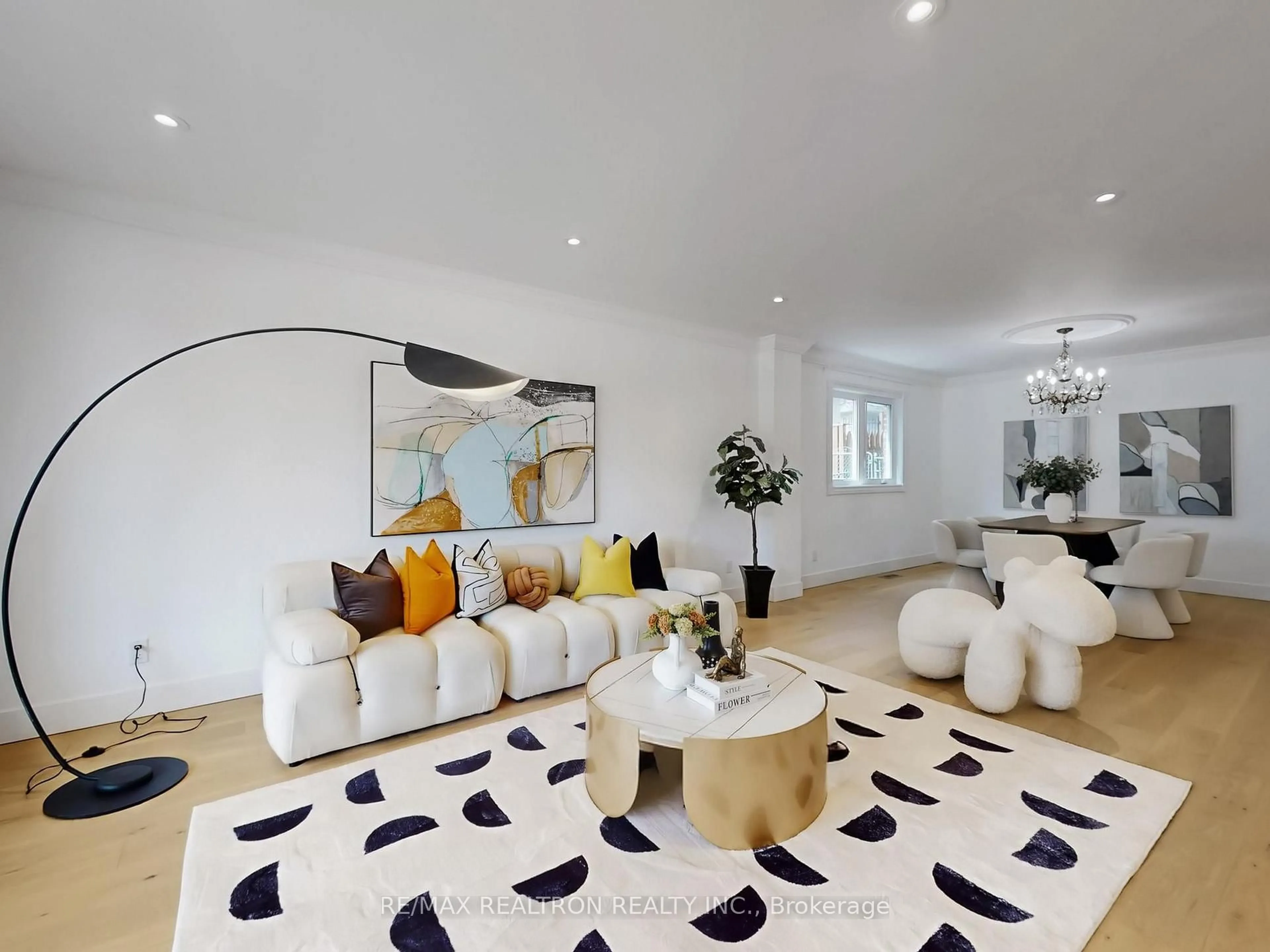 Living room with furniture, unknown for 50 Rockland Dr, Toronto Ontario M2M 2Y9