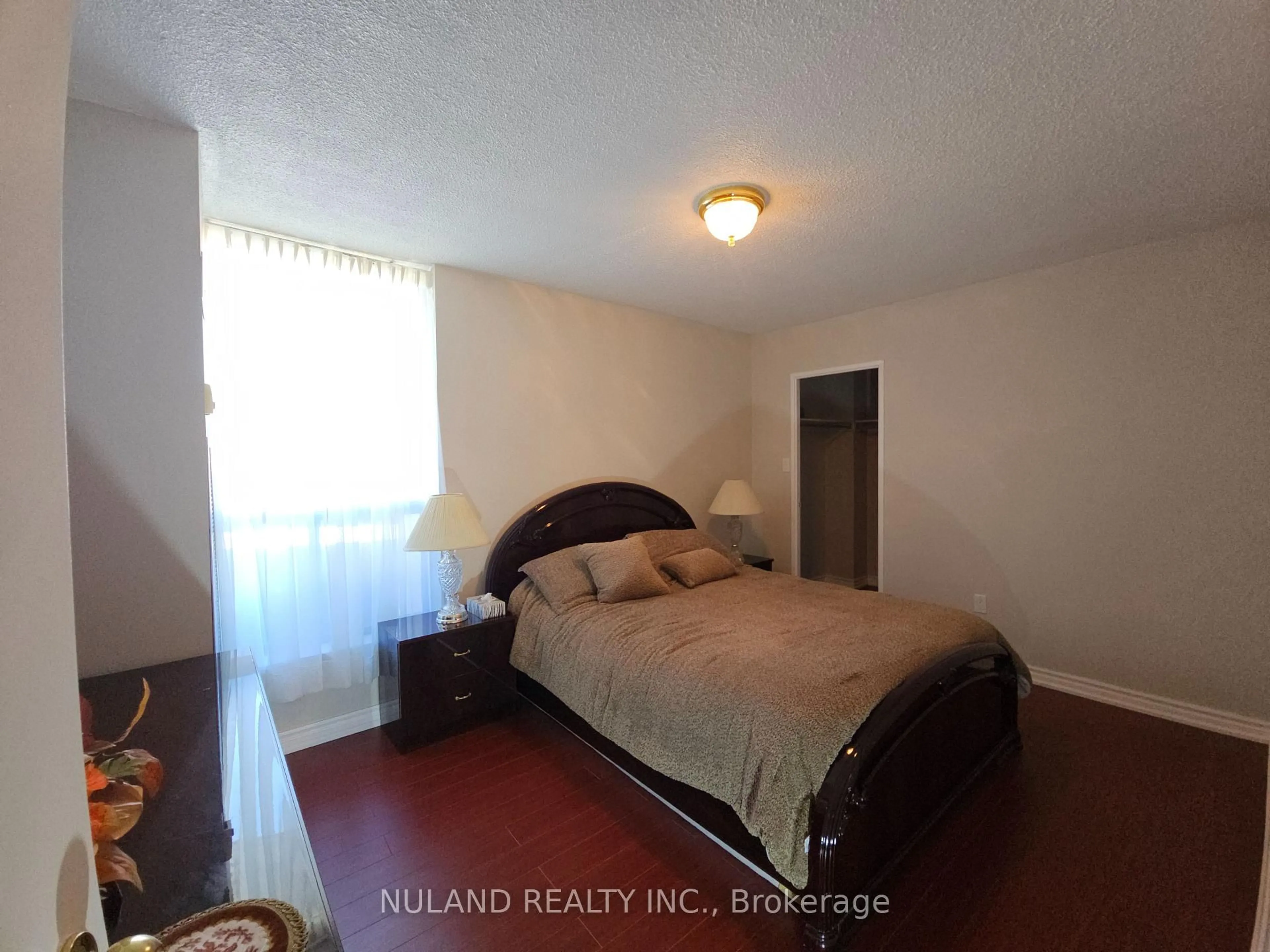 A pic of a room for 75 Graydon Hall Dr #2308, Toronto Ontario M3A 3M5