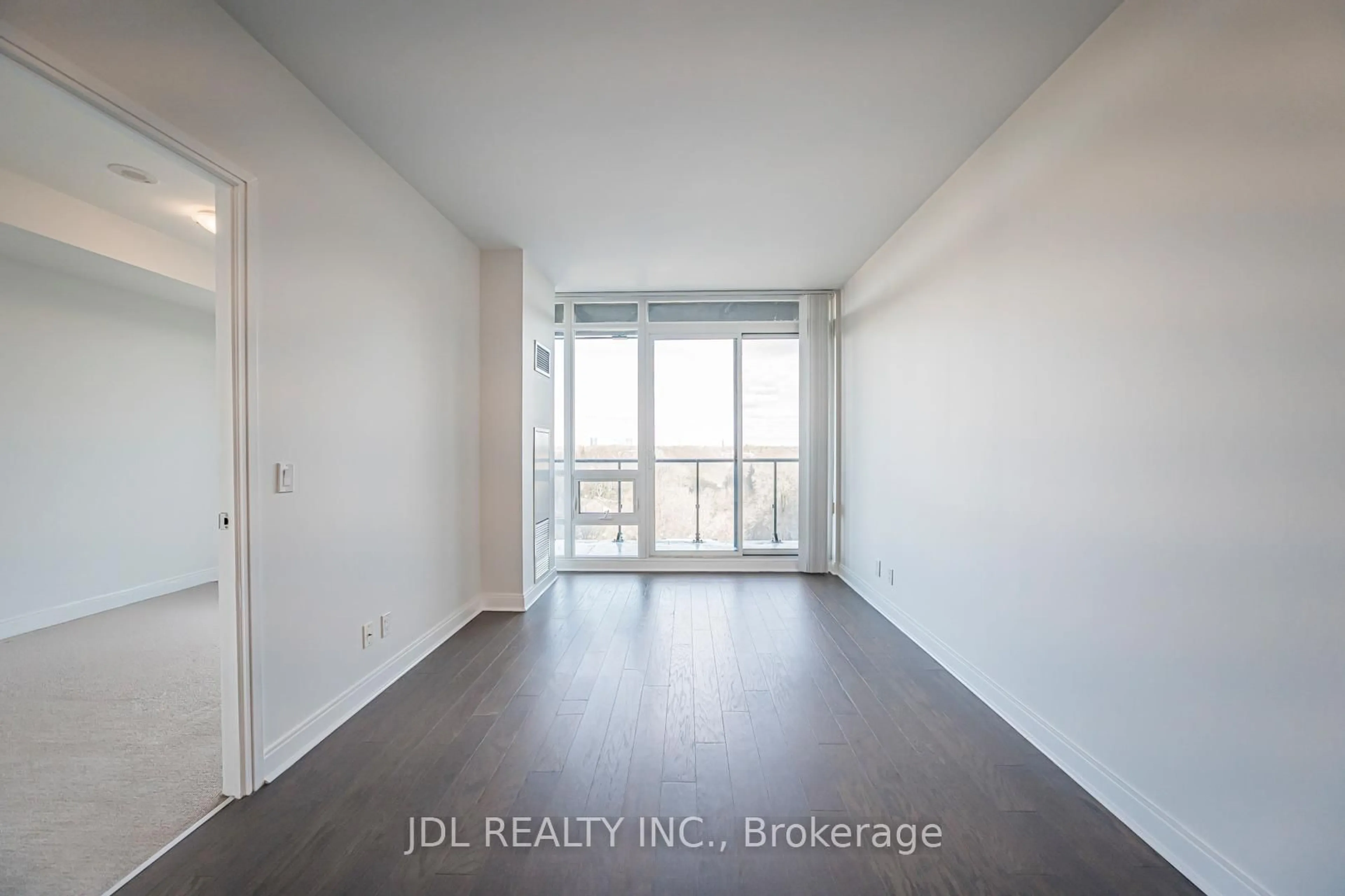 A pic of a room for 825 Church St #806, Toronto Ontario M4W 3Z4