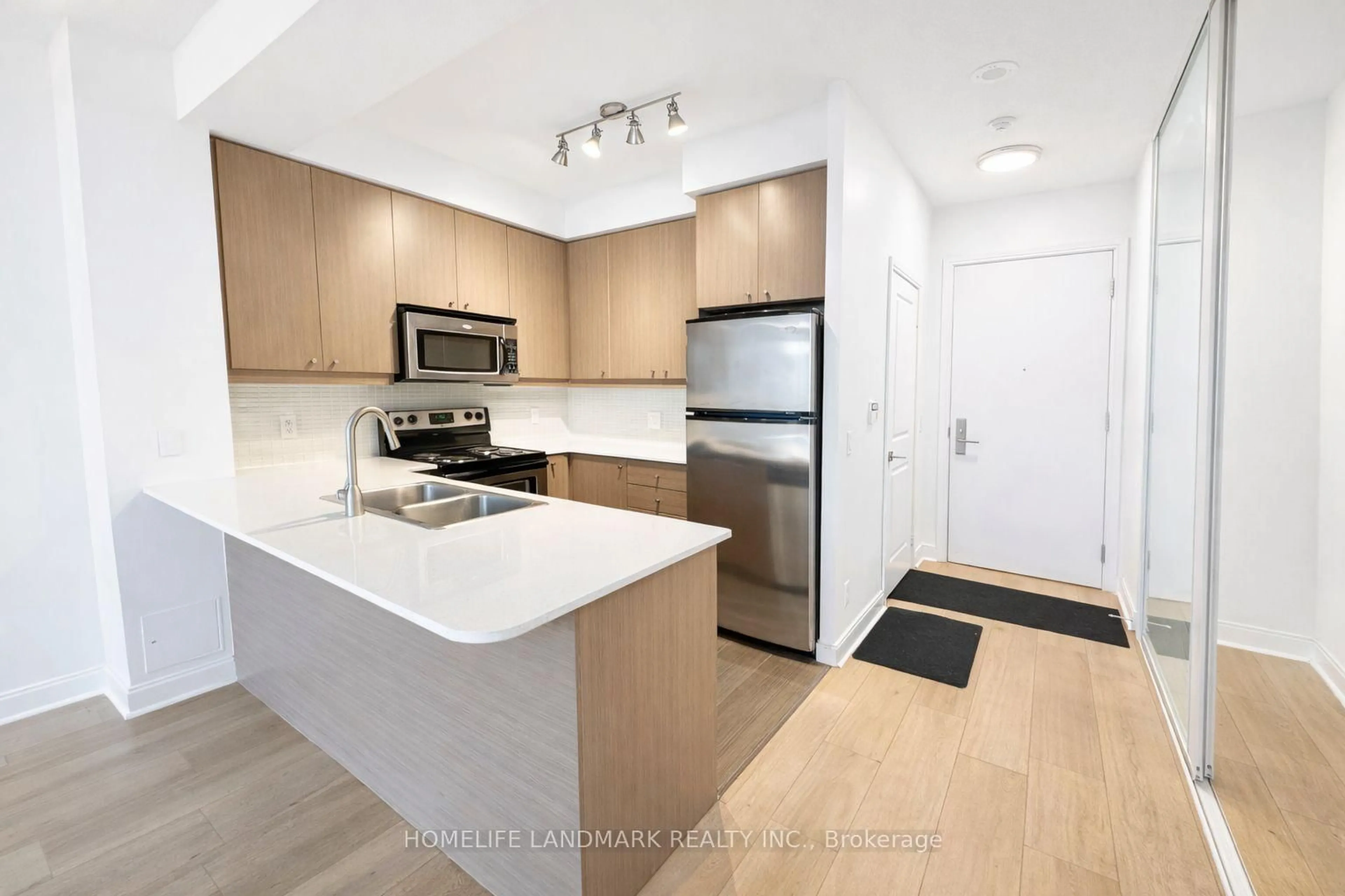 Standard kitchen, unknown for 1 Scott St #309, Toronto Ontario M5E 1A1