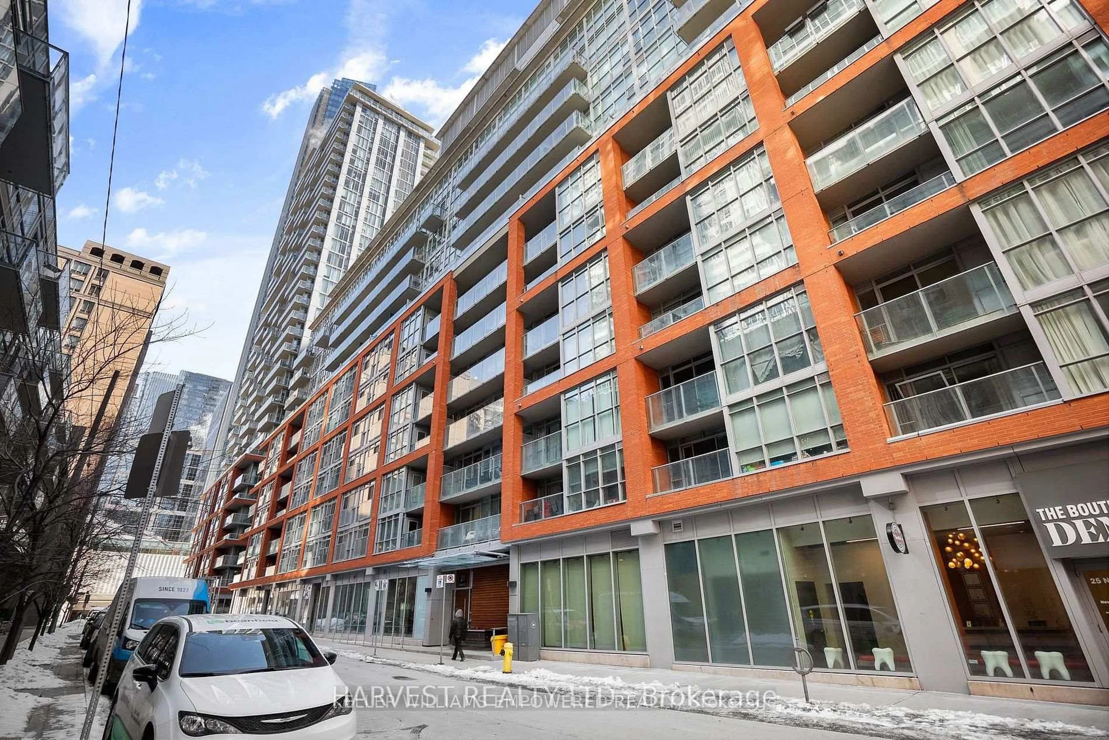 Patio, street for 21 Nelson St #708, Toronto Ontario M5V 1T8