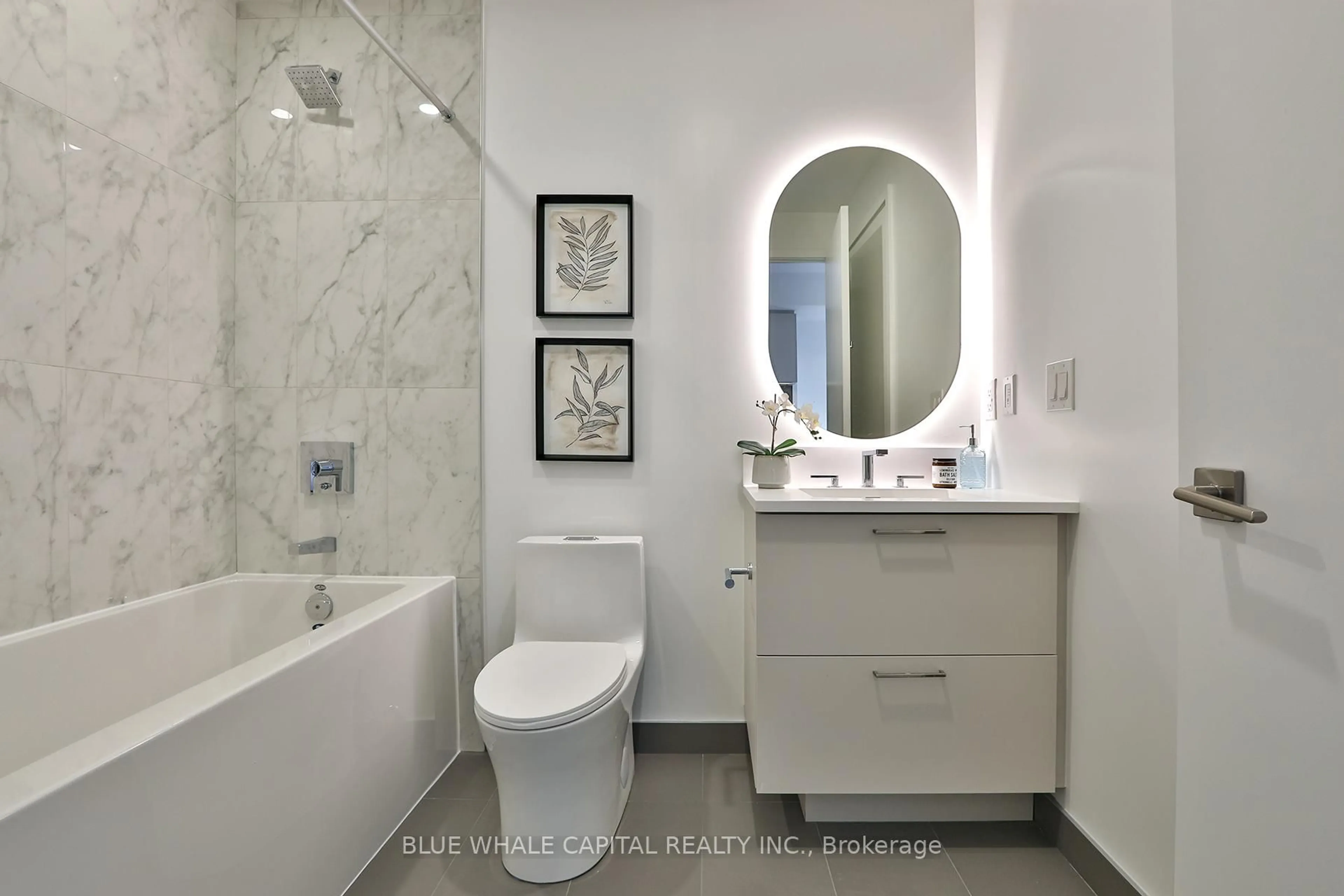 Contemporary bathroom, ceramic/tile floor for 36 Olive Ave #1508, Toronto Ontario M2N 0M4