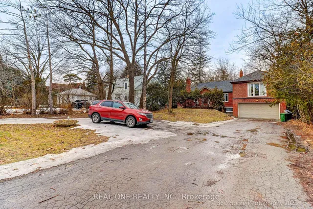 212 Cummer Ave, Toronto 4