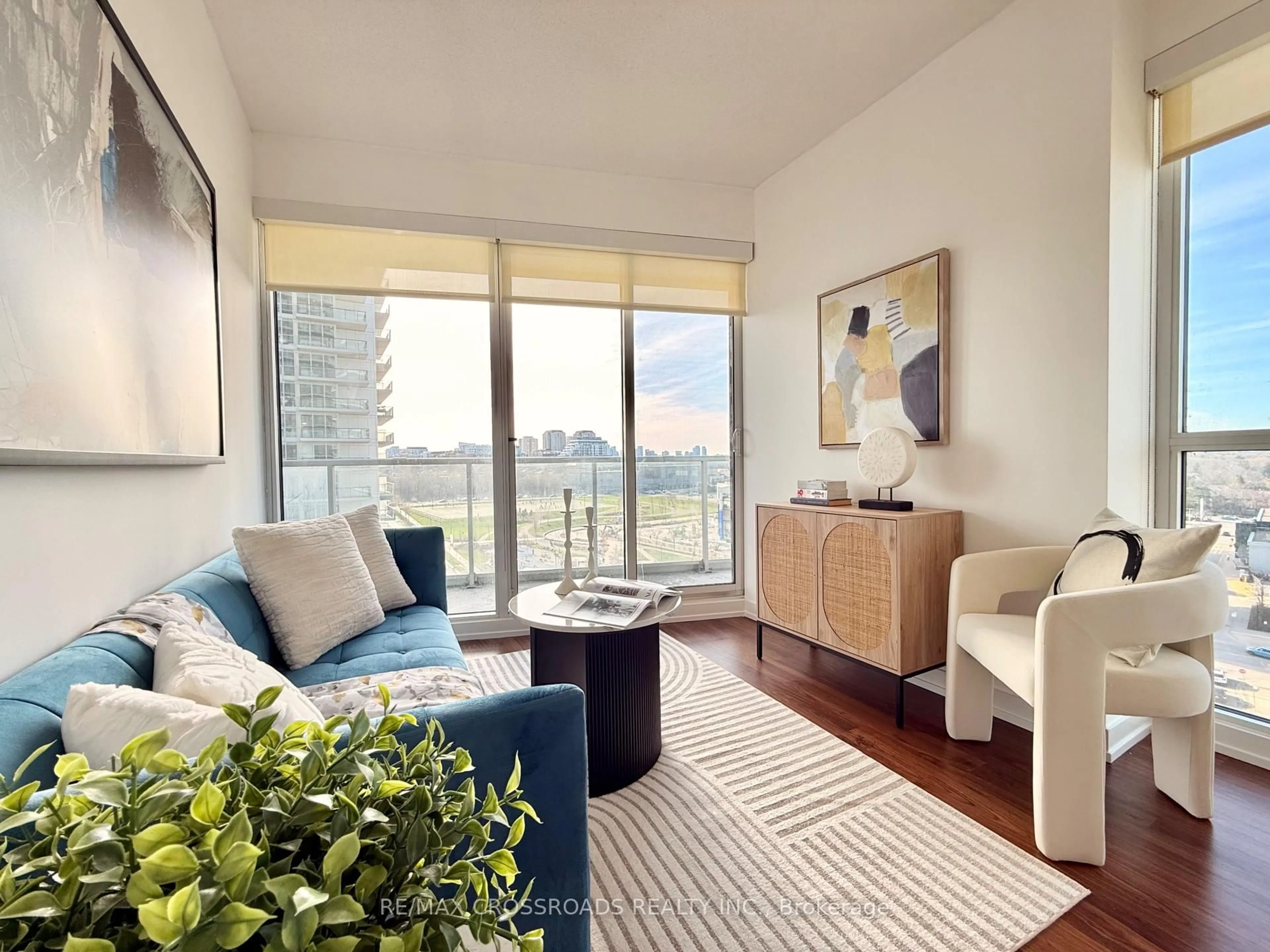 Living room with furniture, unknown for 115 McMahon Dr #1003, Toronto Ontario M2K 0E3