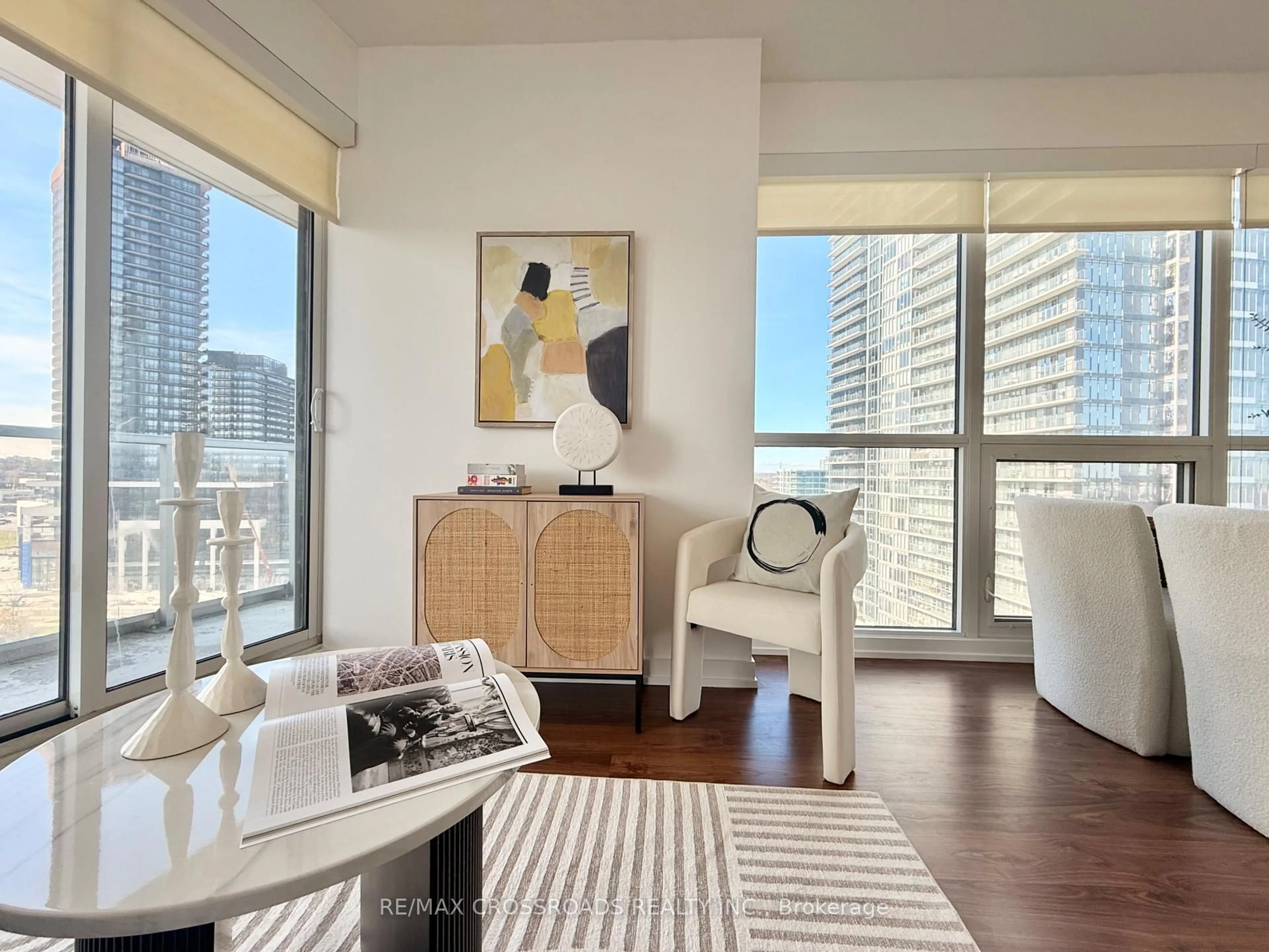 Living room with furniture, unknown for 115 McMahon Dr #1003, Toronto Ontario M2K 0E3