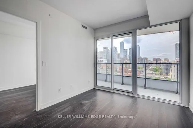 85 Wood St #3609, Toronto 5