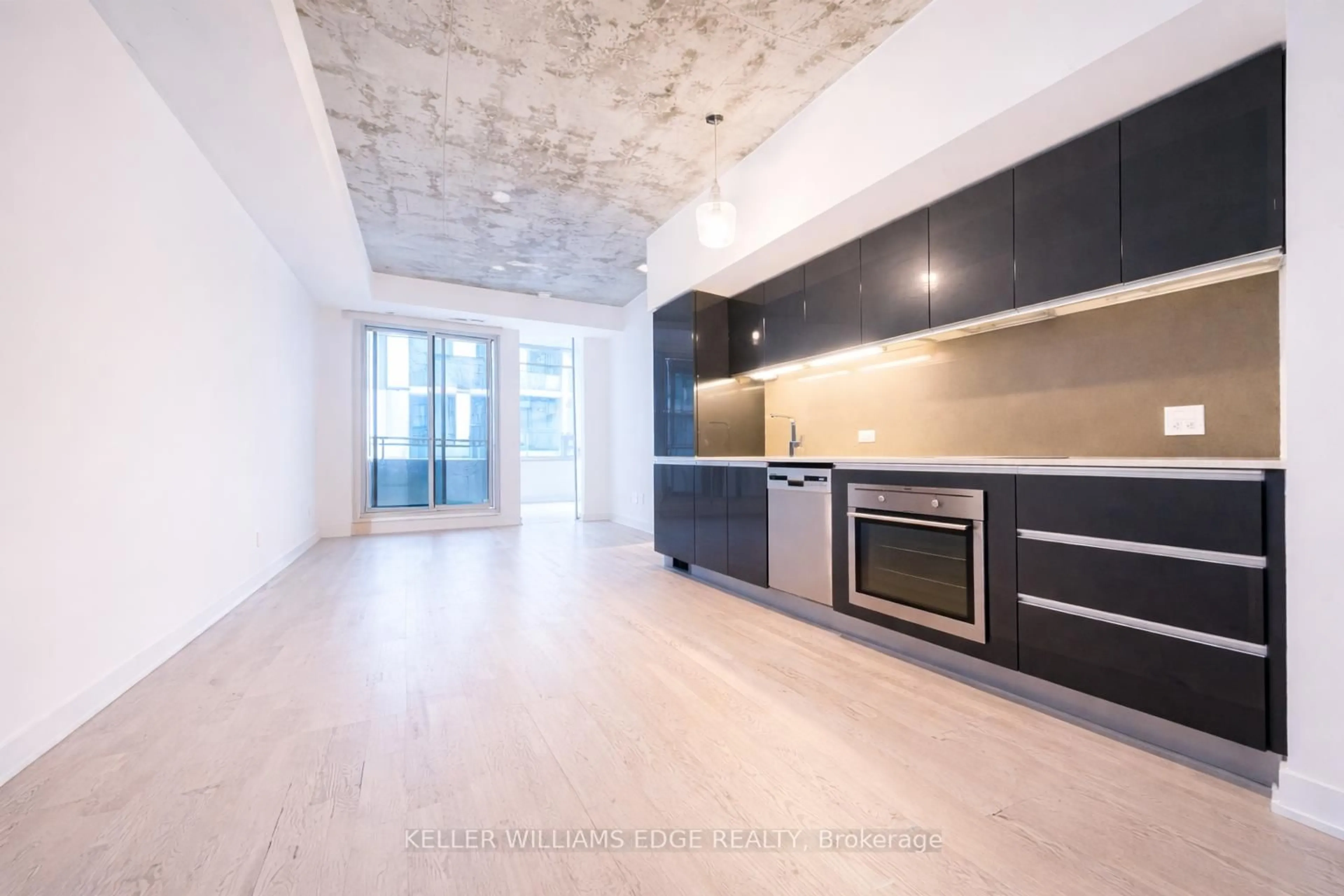 Open concept kitchen, unknown for 20 Gladstone Ave #302, Toronto Ontario M6J 3K6