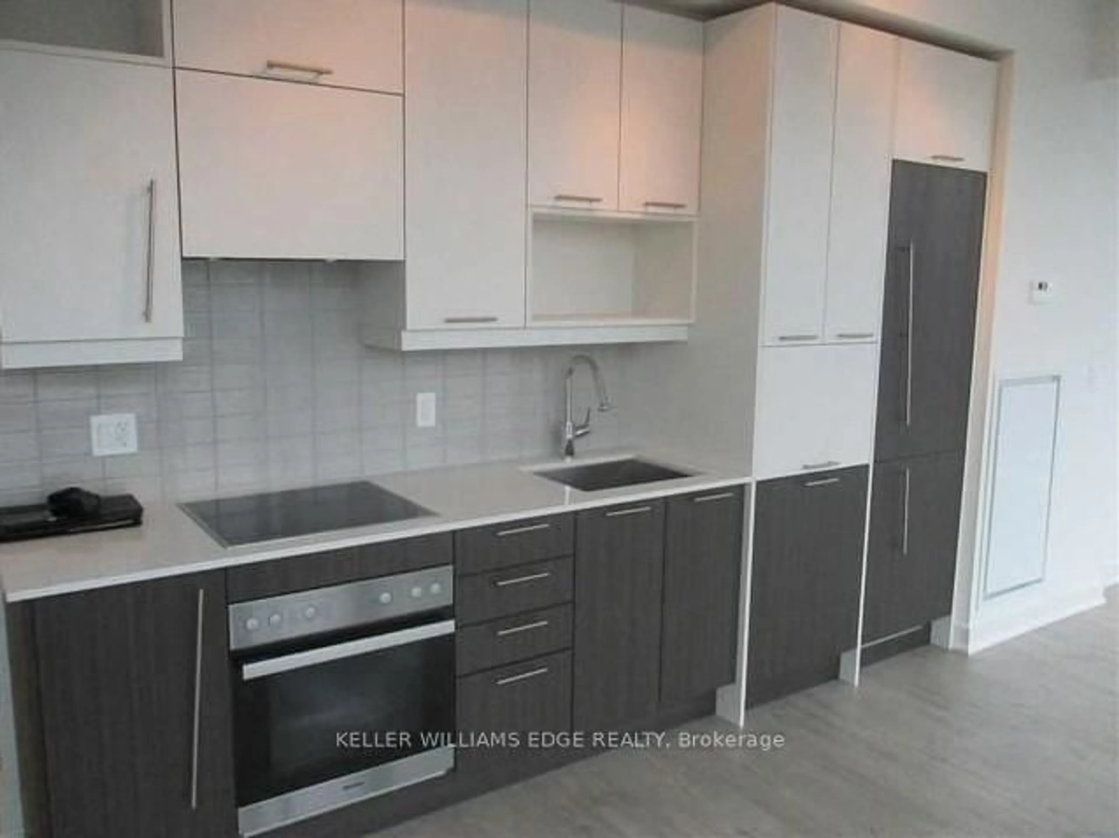 Standard kitchen, unknown for 30 Nelson St #2009, Toronto Ontario M5V 0H4