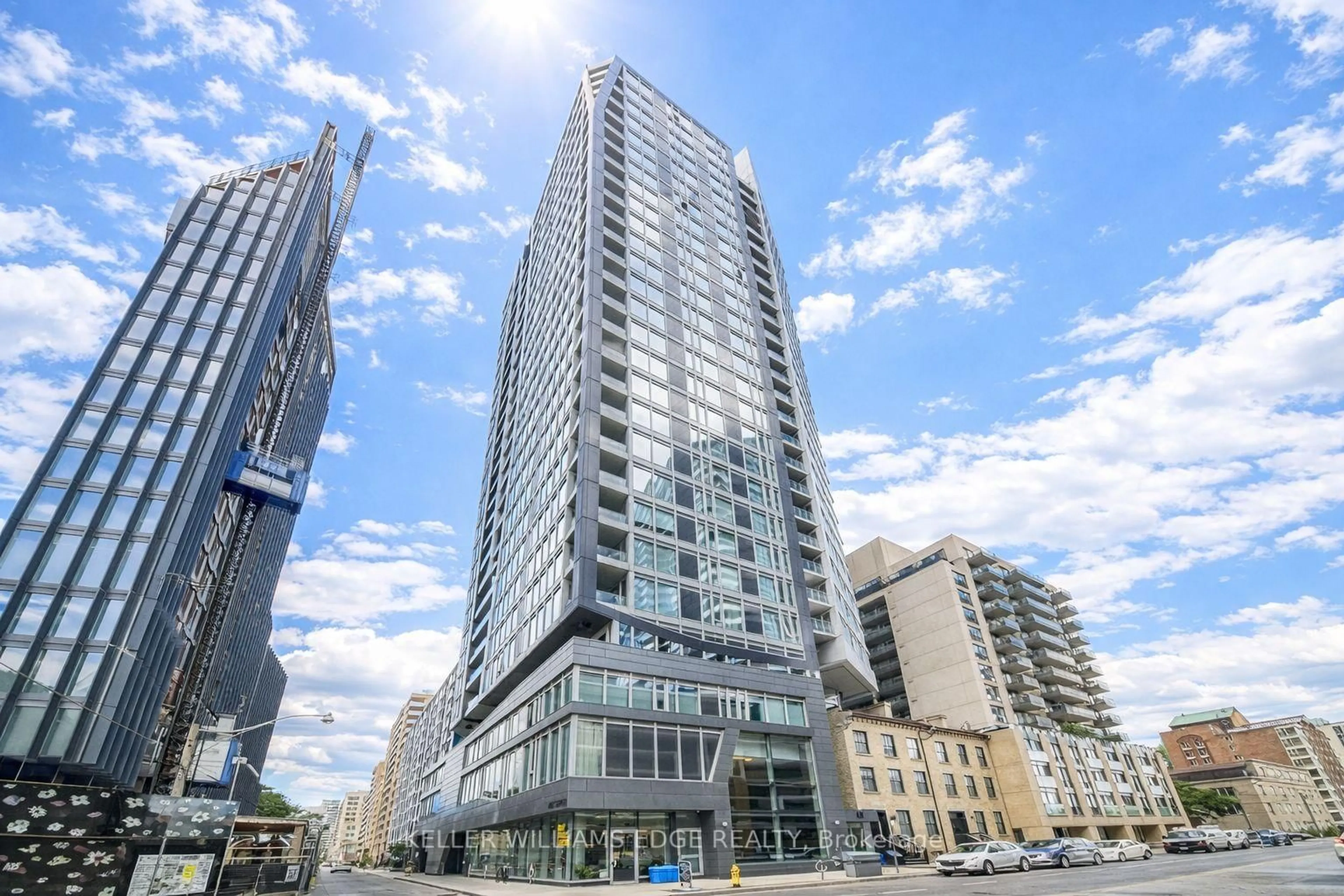 Unknown for 68 Shuter St #1009, Toronto Ontario M5B 1B4