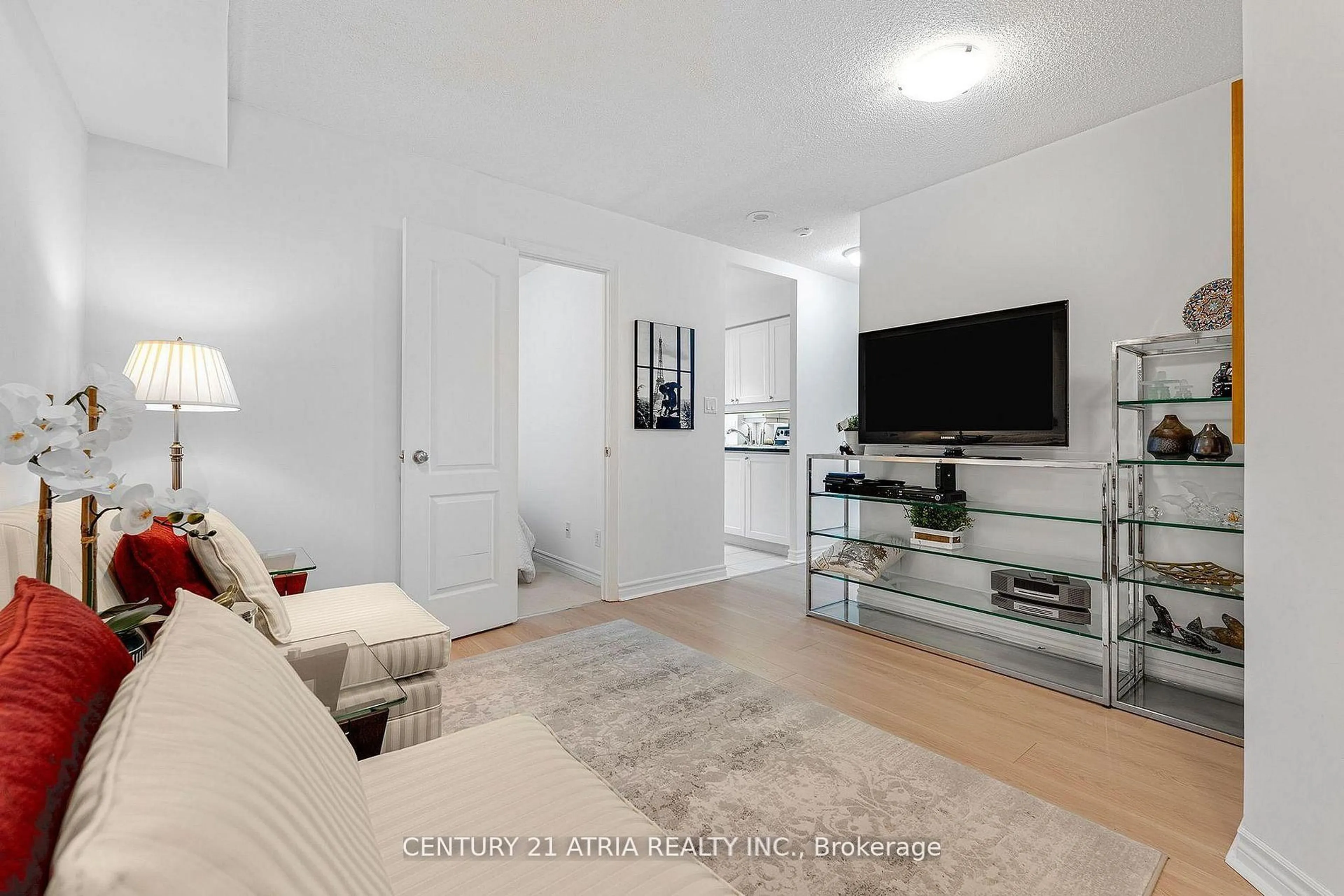 Living room with furniture, unknown for 3 Rean Dr #808, Toronto Ontario M2K 3C2
