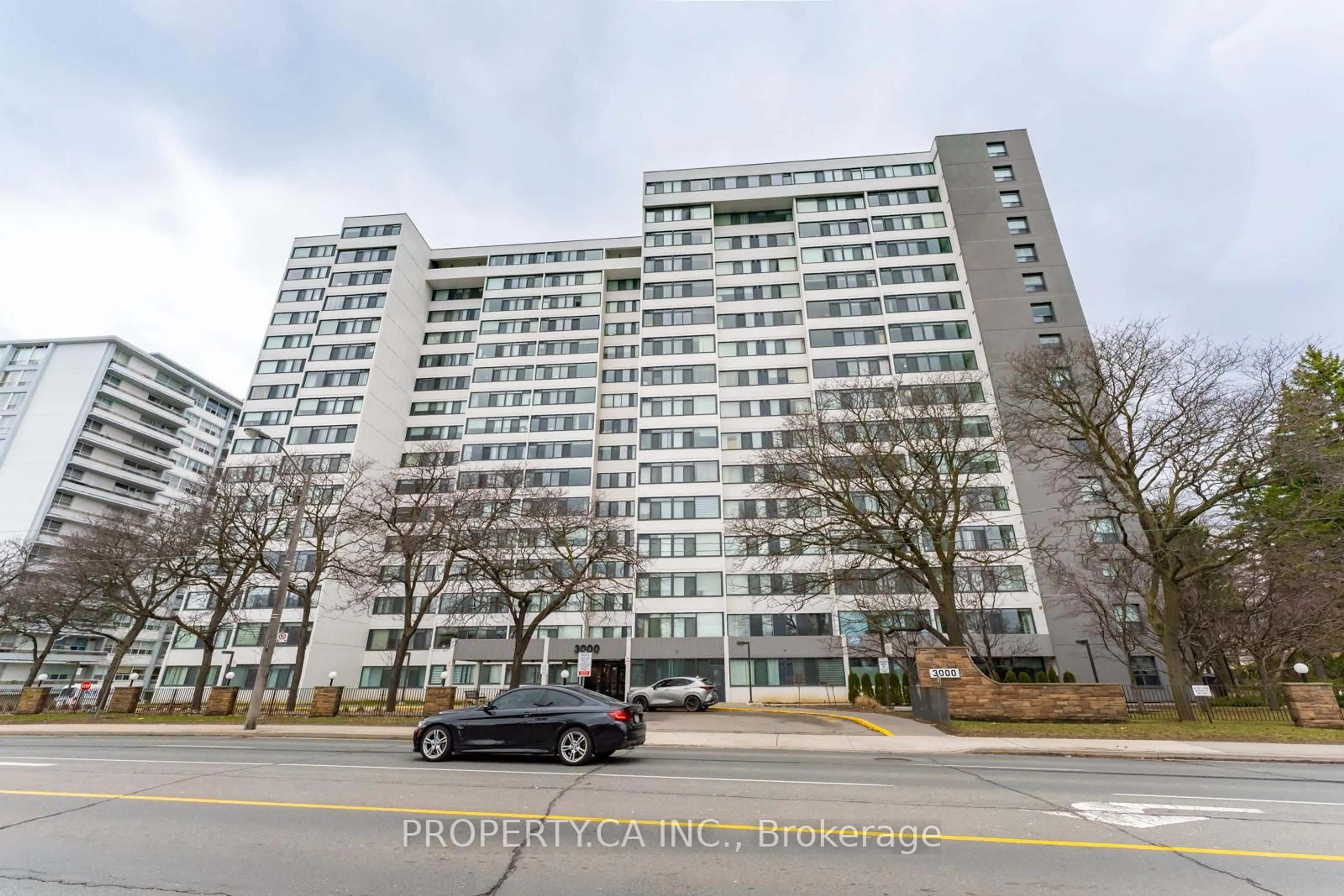 Unknown for 3000 Bathurst St #802, Toronto Ontario M6B 3B4