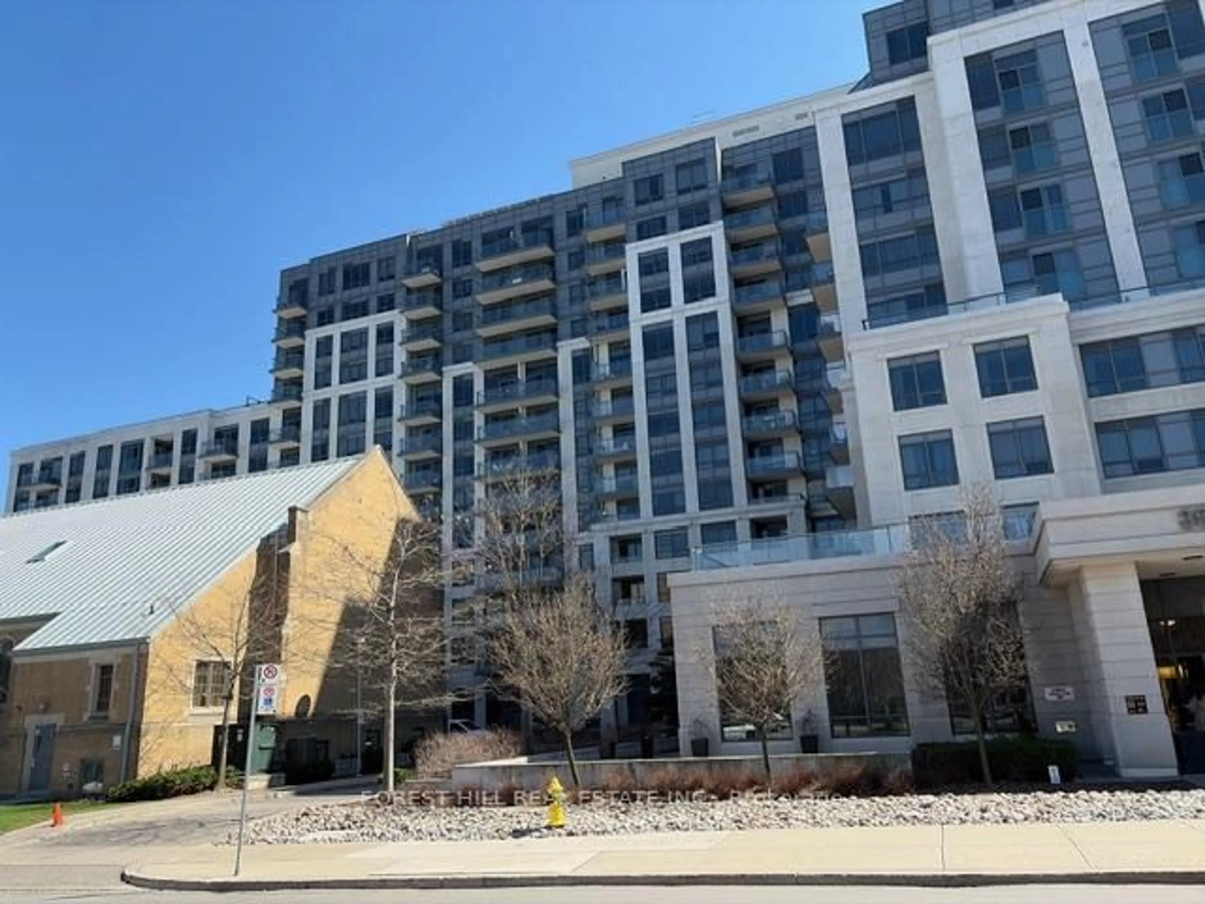 Unknown for 35 Saranac Blvd #224, Toronto Ontario M6A 2G4