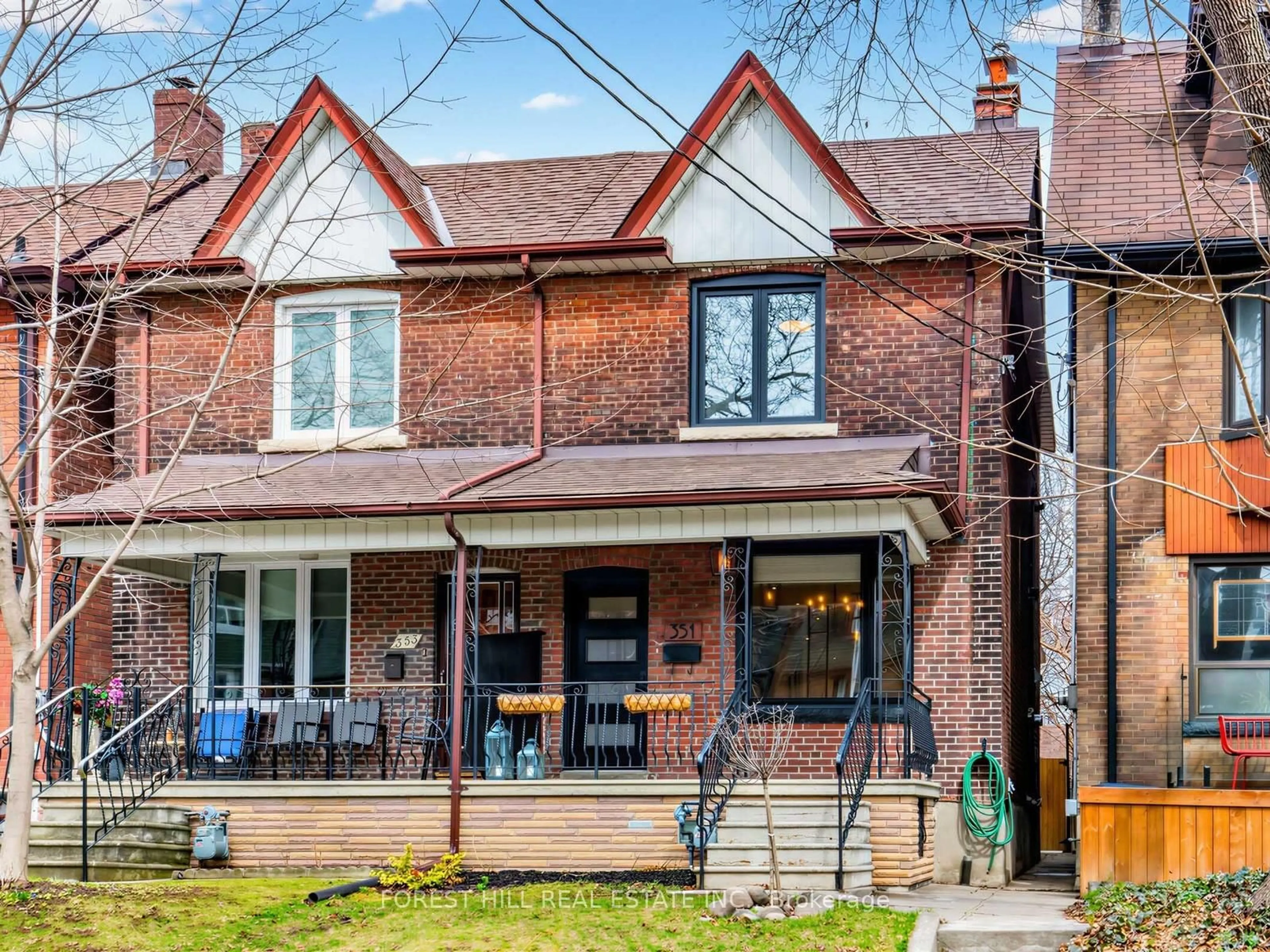 Home with brick exterior material, street for 351 Montrose Ave, Toronto Ontario M6G 3G9