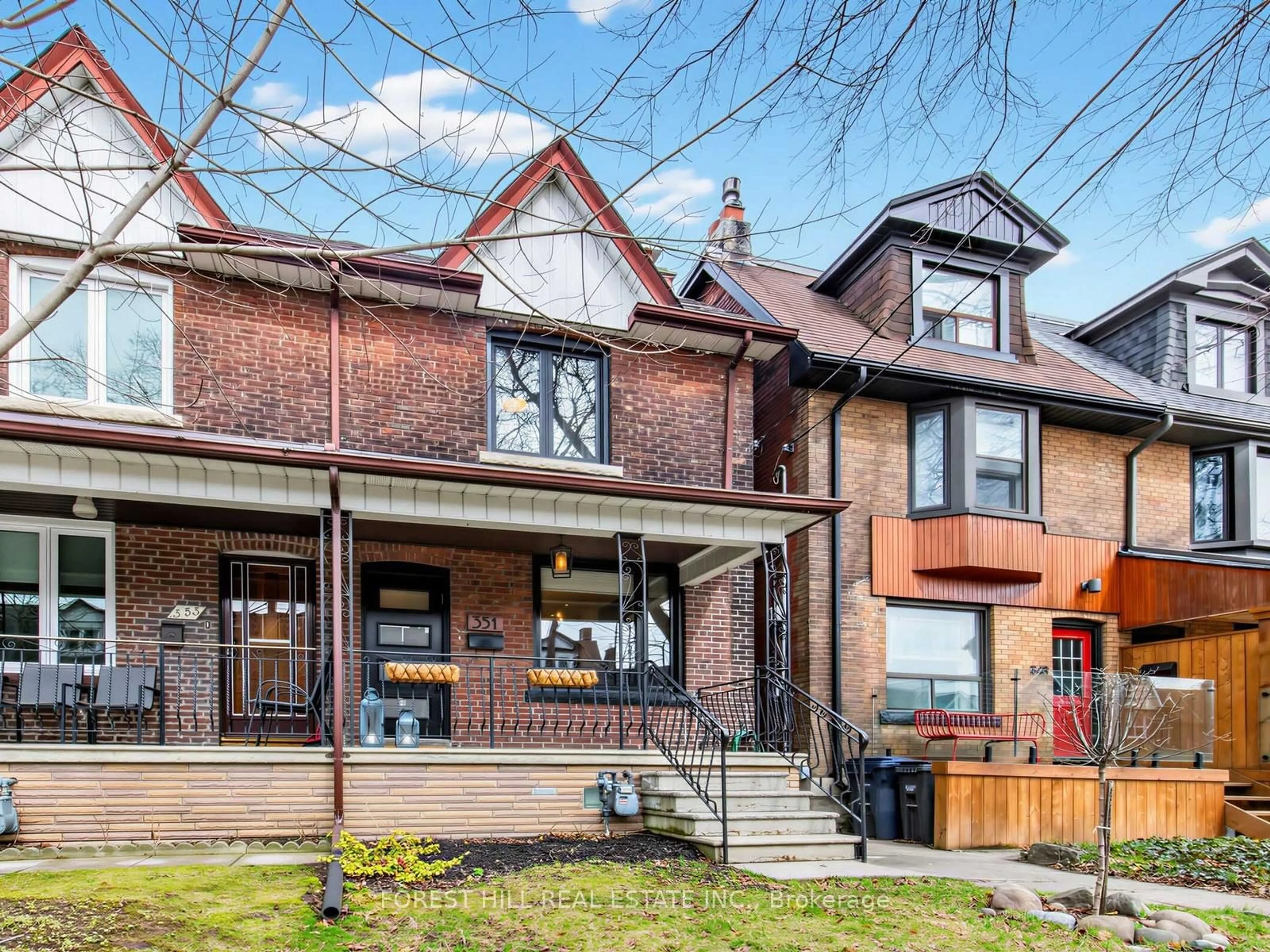 Home with brick exterior material, street for 351 Montrose Ave, Toronto Ontario M6G 3G9