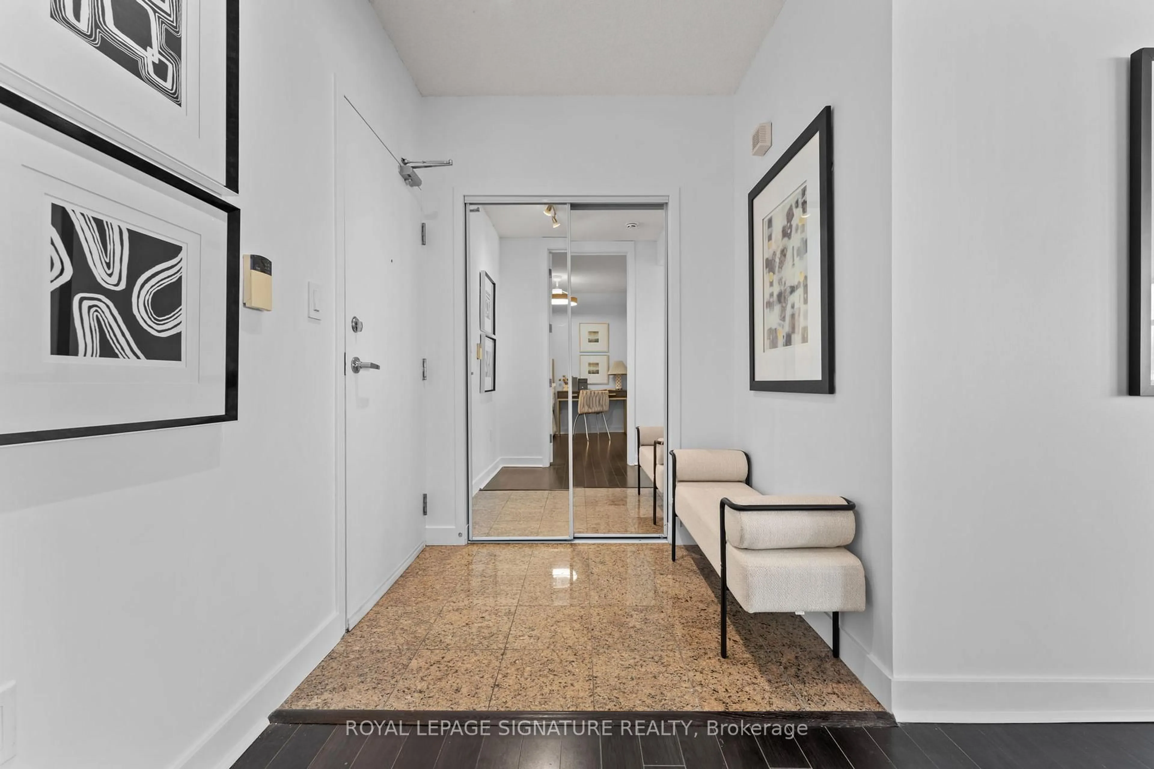 Indoor entryway for 10 Navy Wharf Crt #3609, Toronto Ontario M5V 3V2