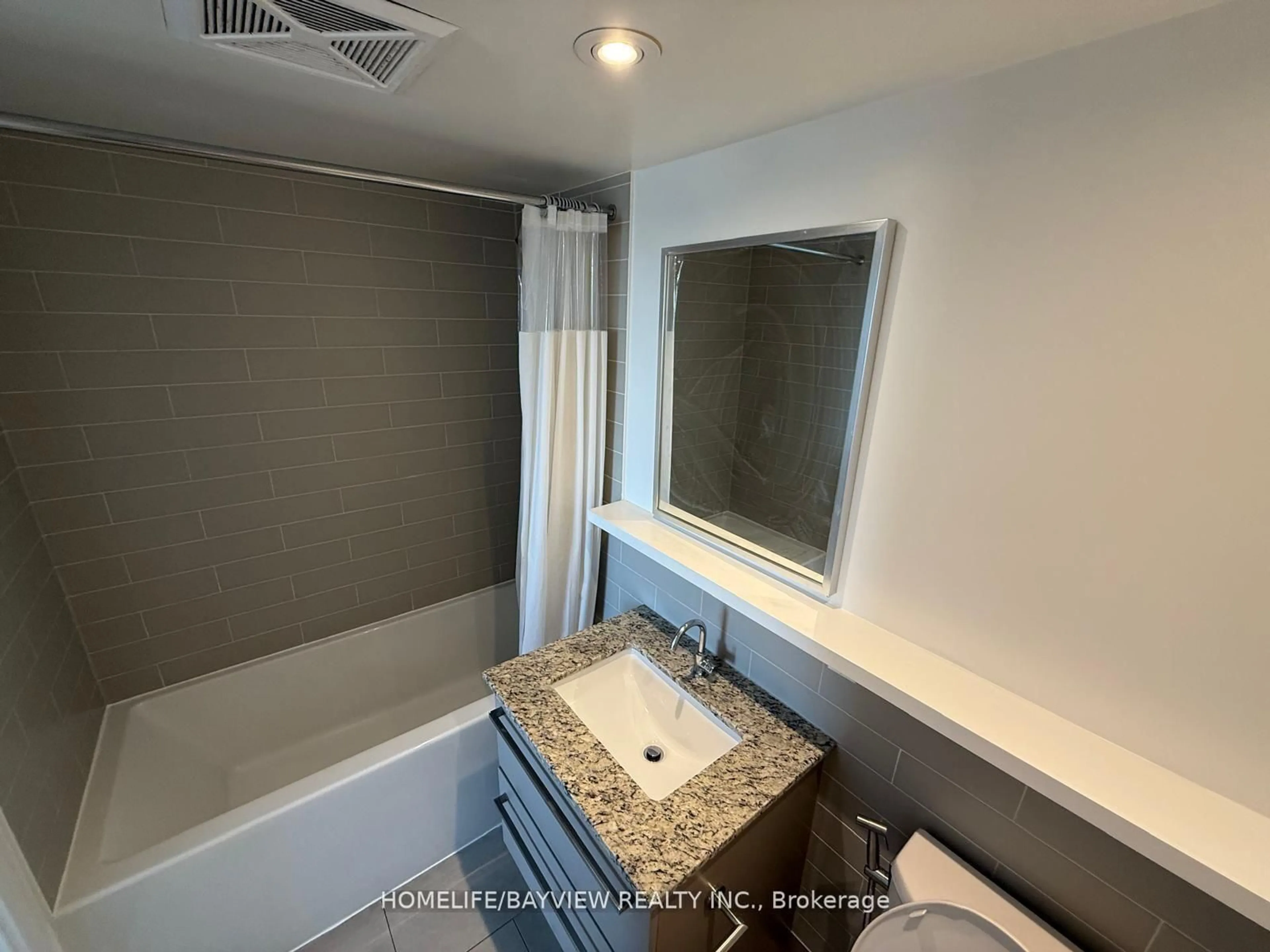 Unknown for 120 Varna Dr #1212, Toronto Ontario M6A 0B3