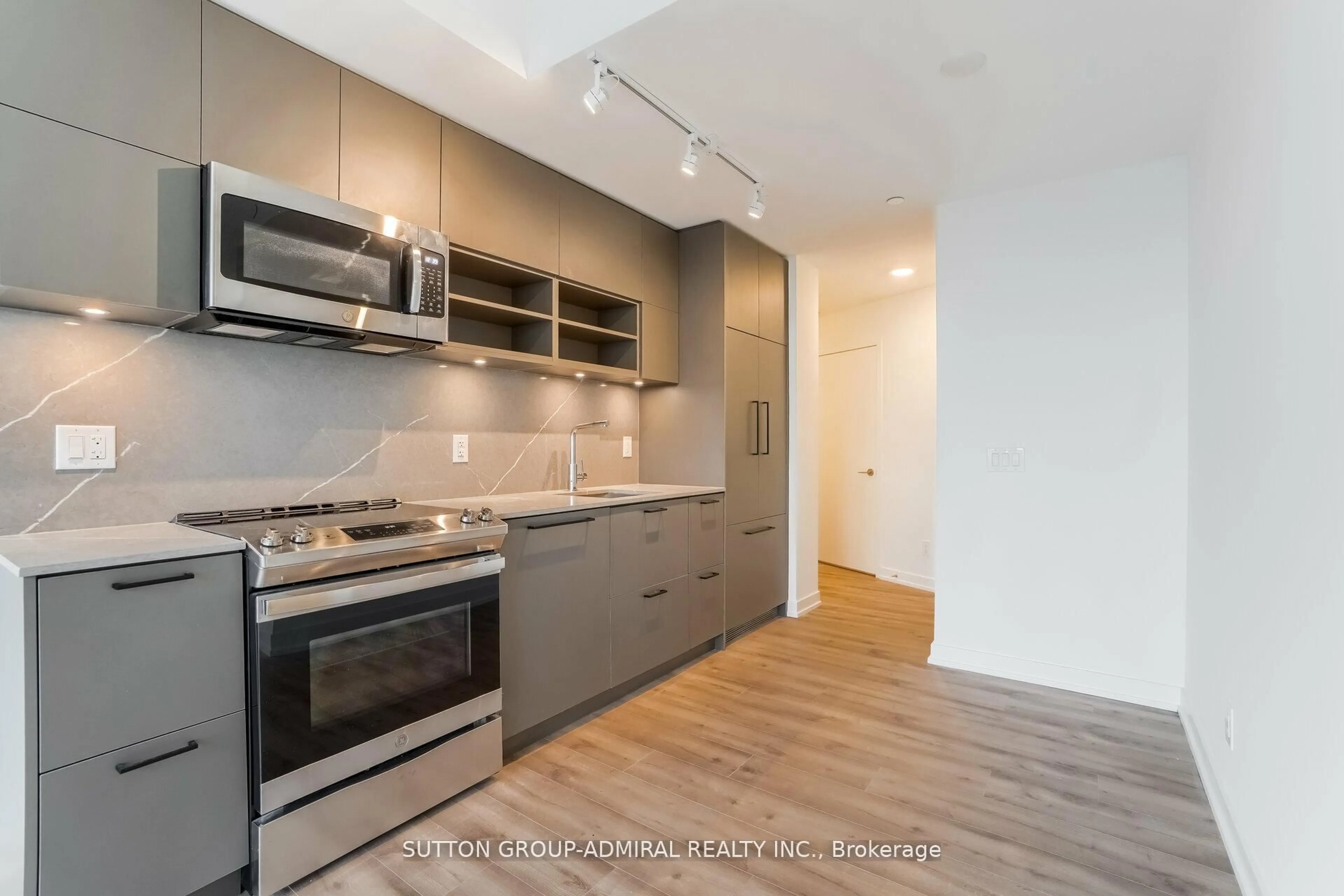 Standard kitchen, unknown for 135 East Liberty St #1403, Toronto Ontario M6K 3K4