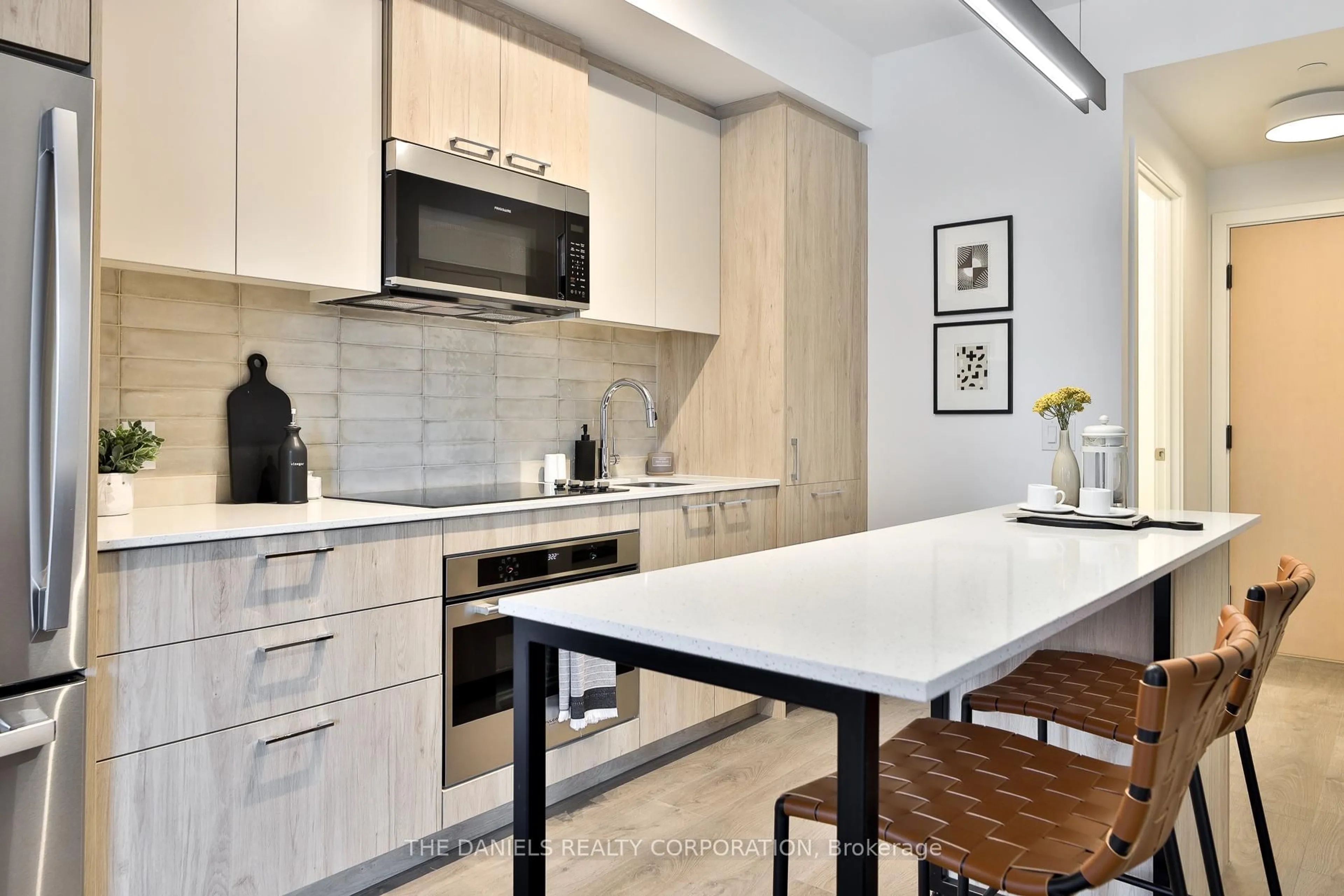 Unknown for 10 Oak St #106, Toronto Ontario M5A 0Y7