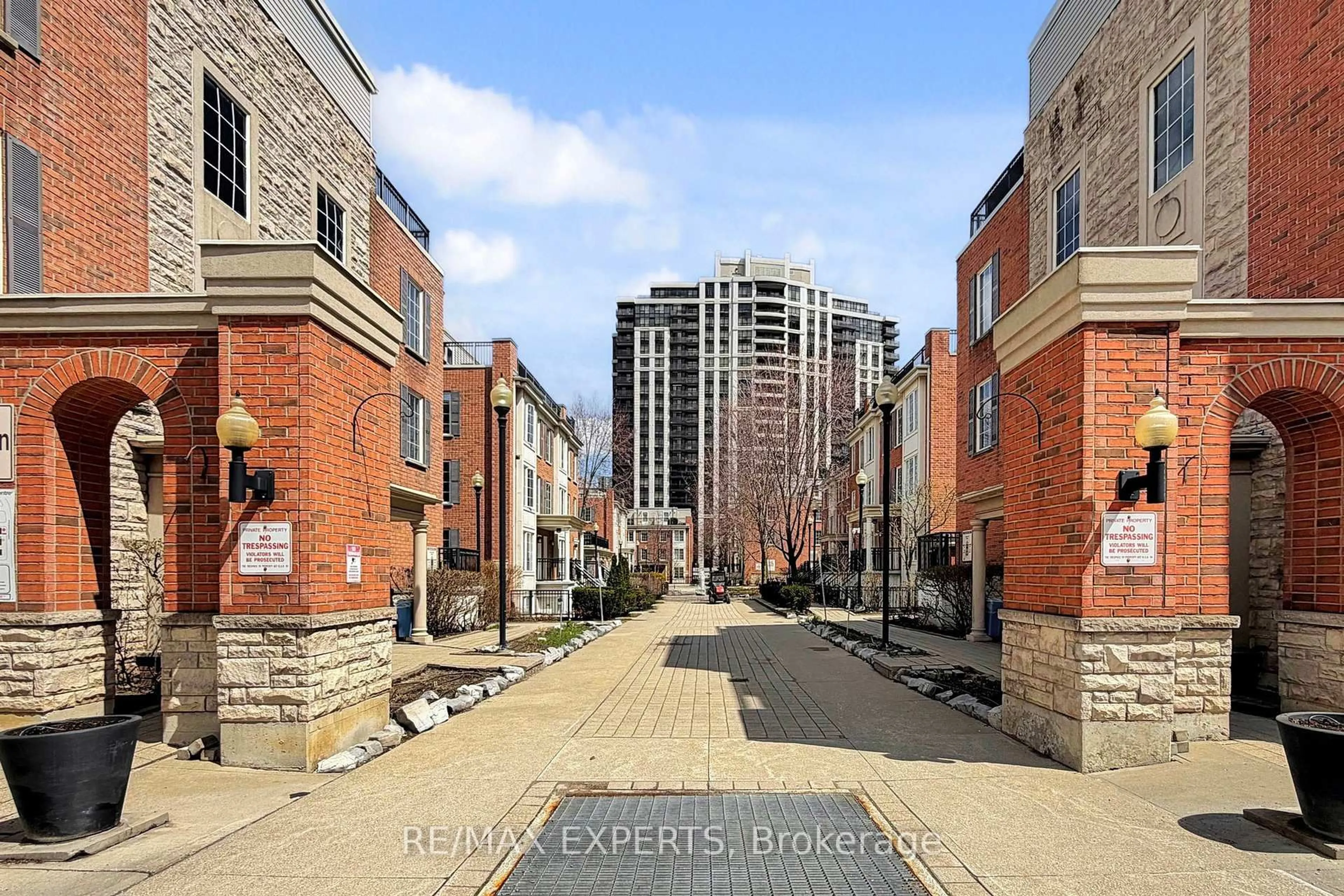 Patio, city buildings view from balcony for 3 Everson Dr #272, Toronto Ontario M2N 7C2
