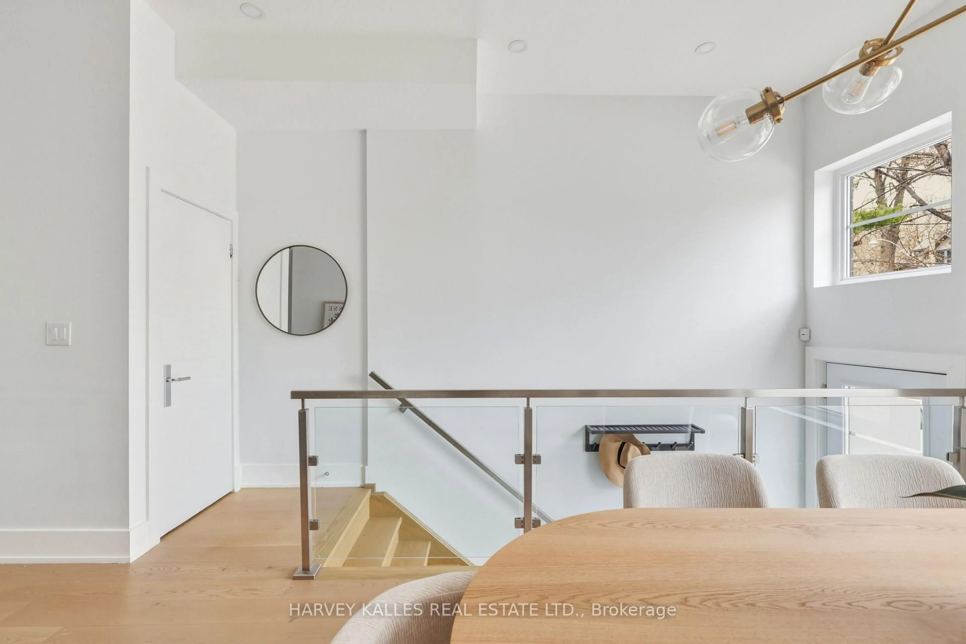 Unknown for 599 Soudan Ave, Toronto Ontario M4S 1X1