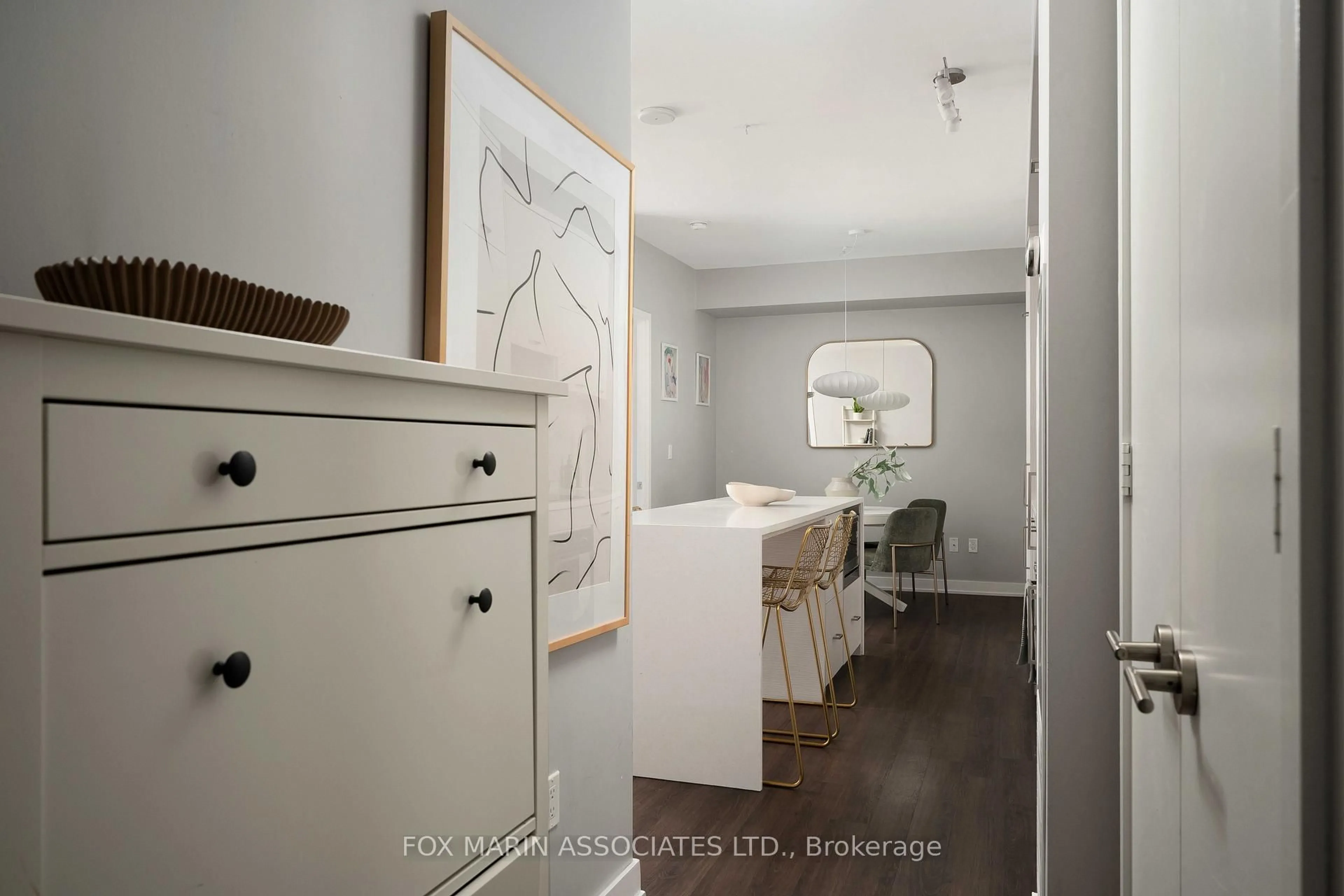 Unknown for 106 Dovercourt Rd #321, Toronto Ontario M6J 3C3