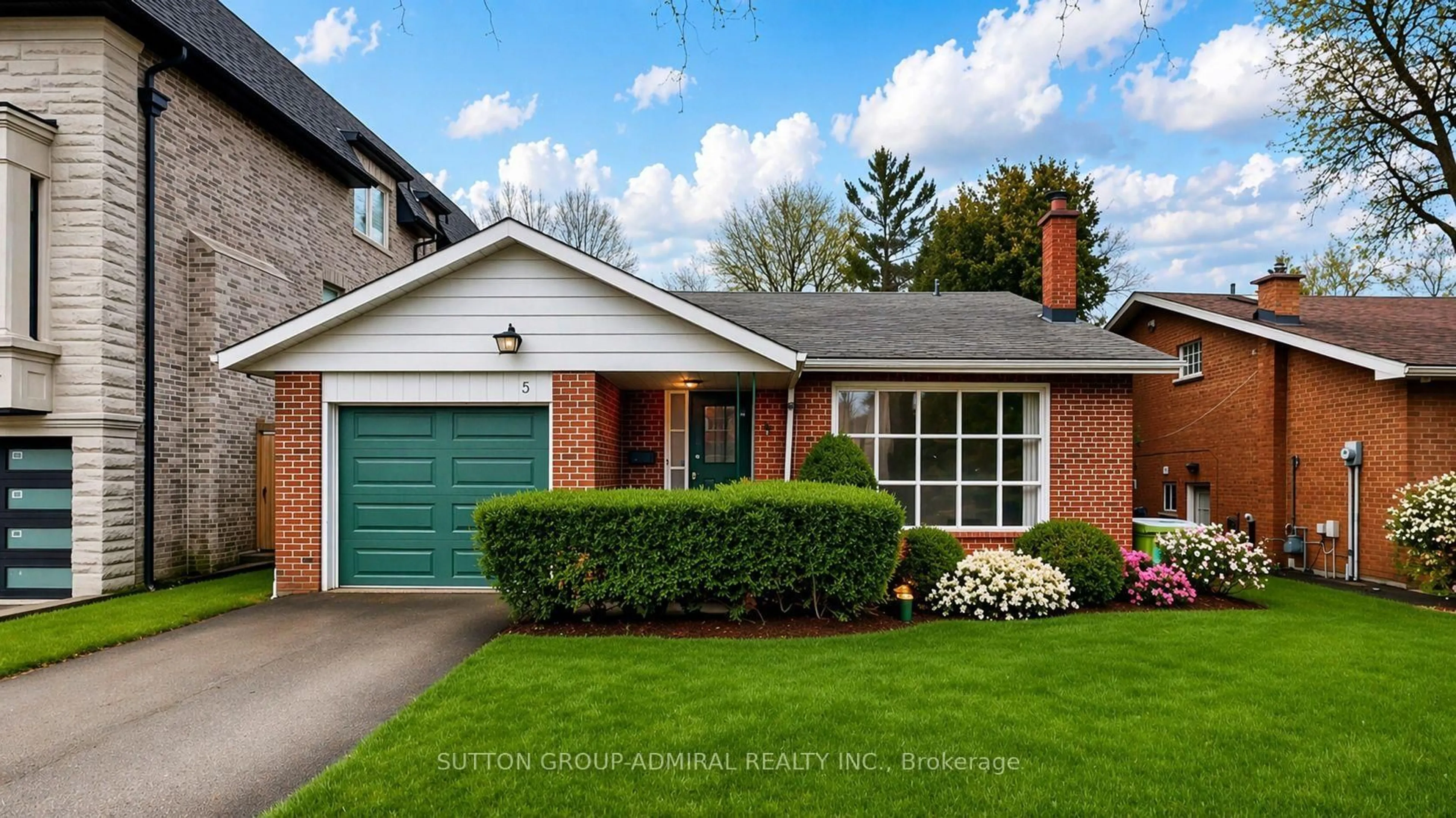 Home with brick exterior material, street for 5 Wedgeport Pl, Toronto Ontario M2N 4B3