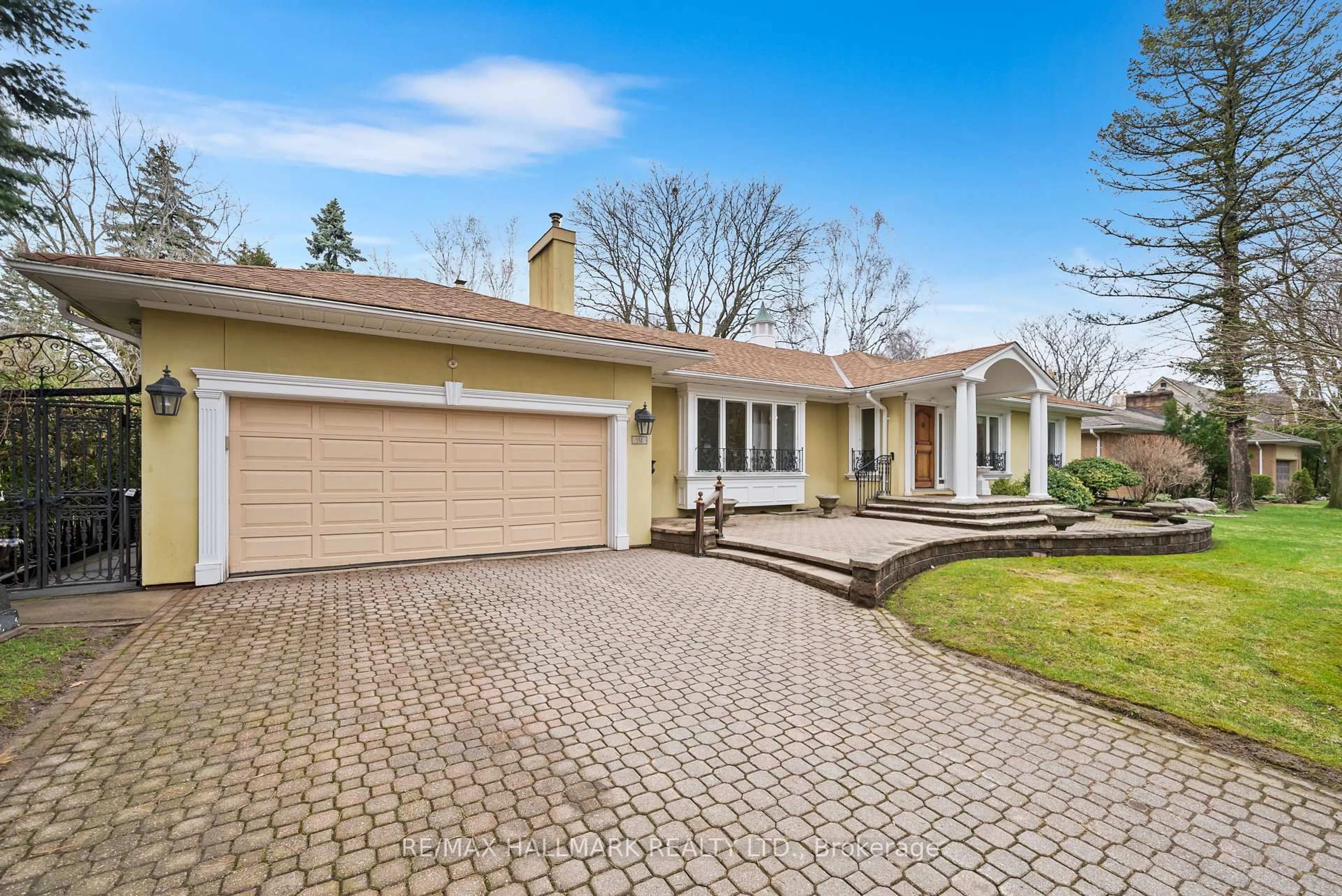 Home with brick exterior material, street for 154 Valley Rd, Toronto Ontario M2L 1G4